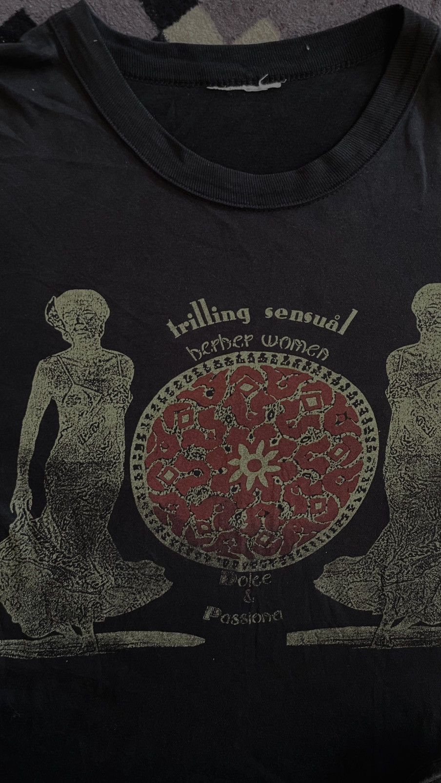 Japanese Brand *Trilling Sensual Berber women* Size US L / EU 52-54 / 3 - 4 Thumbnail