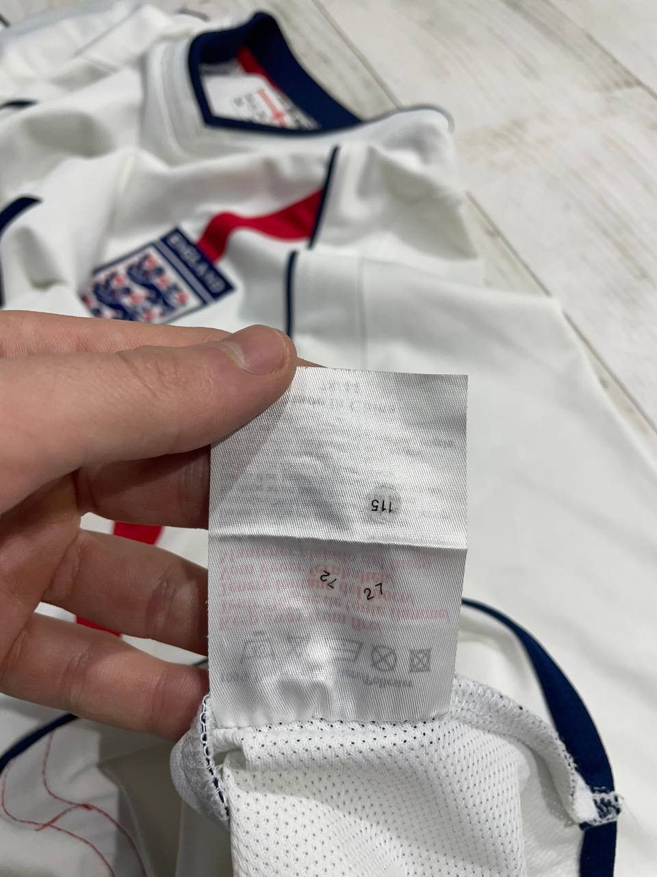 Umbro England 2001 2003 Beckham #7 Home Shirt Soccer Jersey Size US XXL / EU 58 / 5 - 13 Thumbnail