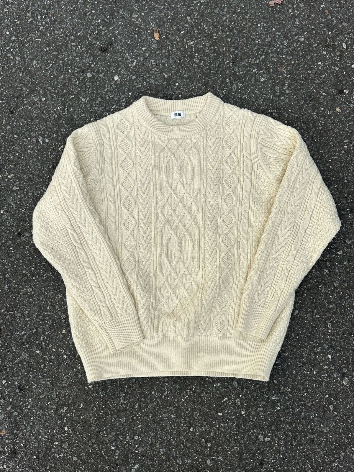 Uniqlo Off White Uniqlo Knitwear Size US M / EU 48-50 / 2 - 1 Thumbnail