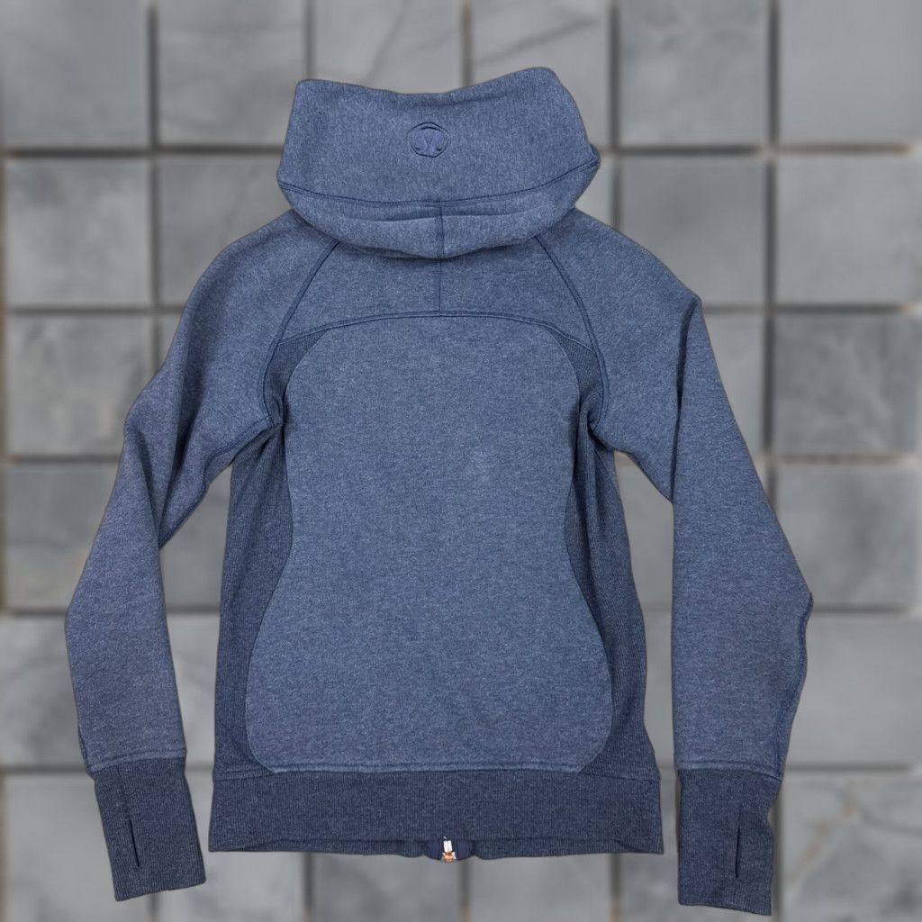 Lululemon Lululemon Scuba Jacket Womens 6 Blue Hooded Full Zip All Seasons Regular Jacket Womens Bloo Size M / US 6-8 / IT 42-44 - 1 Thumbnail