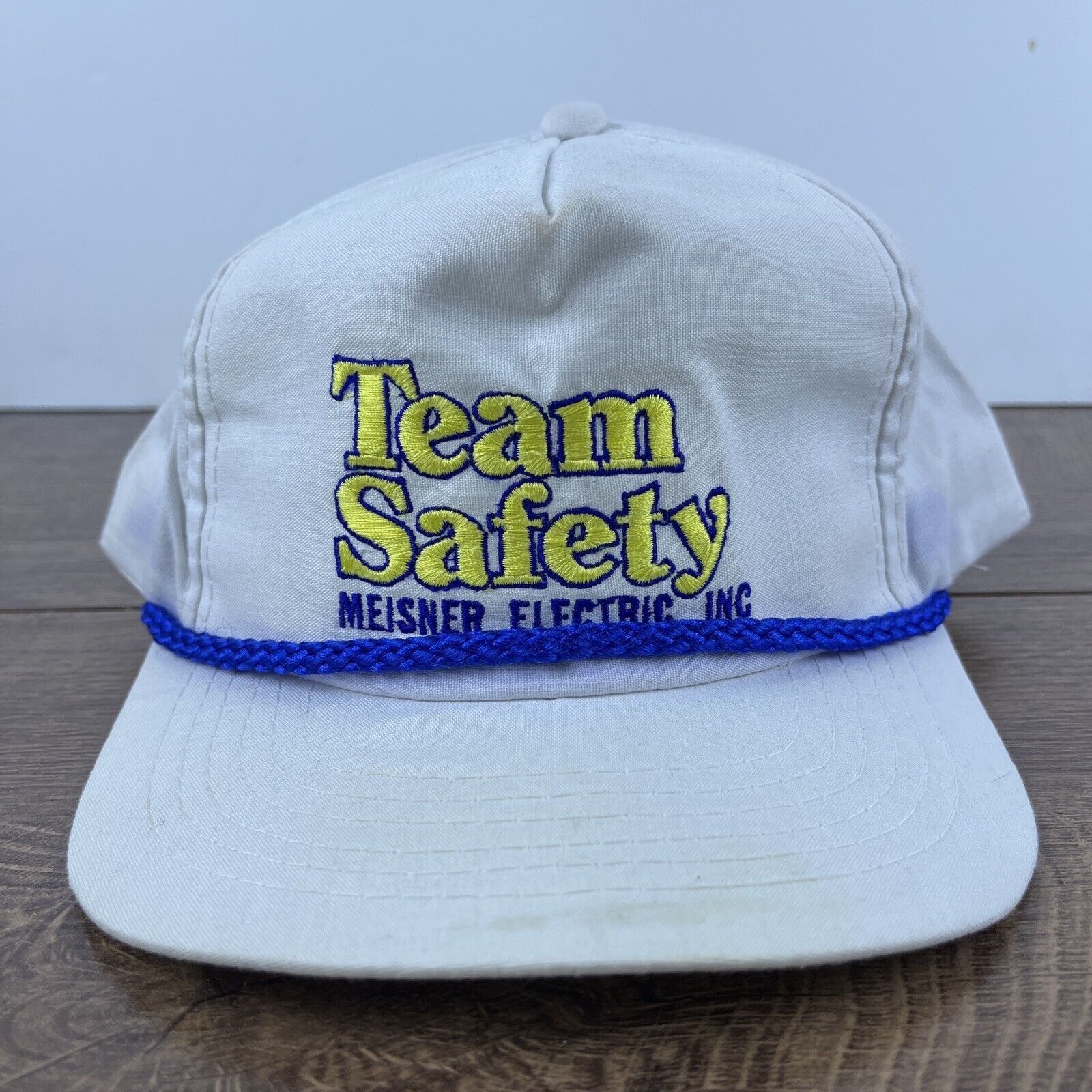The Unbranded Brand Meisner Electric Hat Meisner White Hat Adjustable Snapback A Size ONE SIZE - 2 Thumbnail