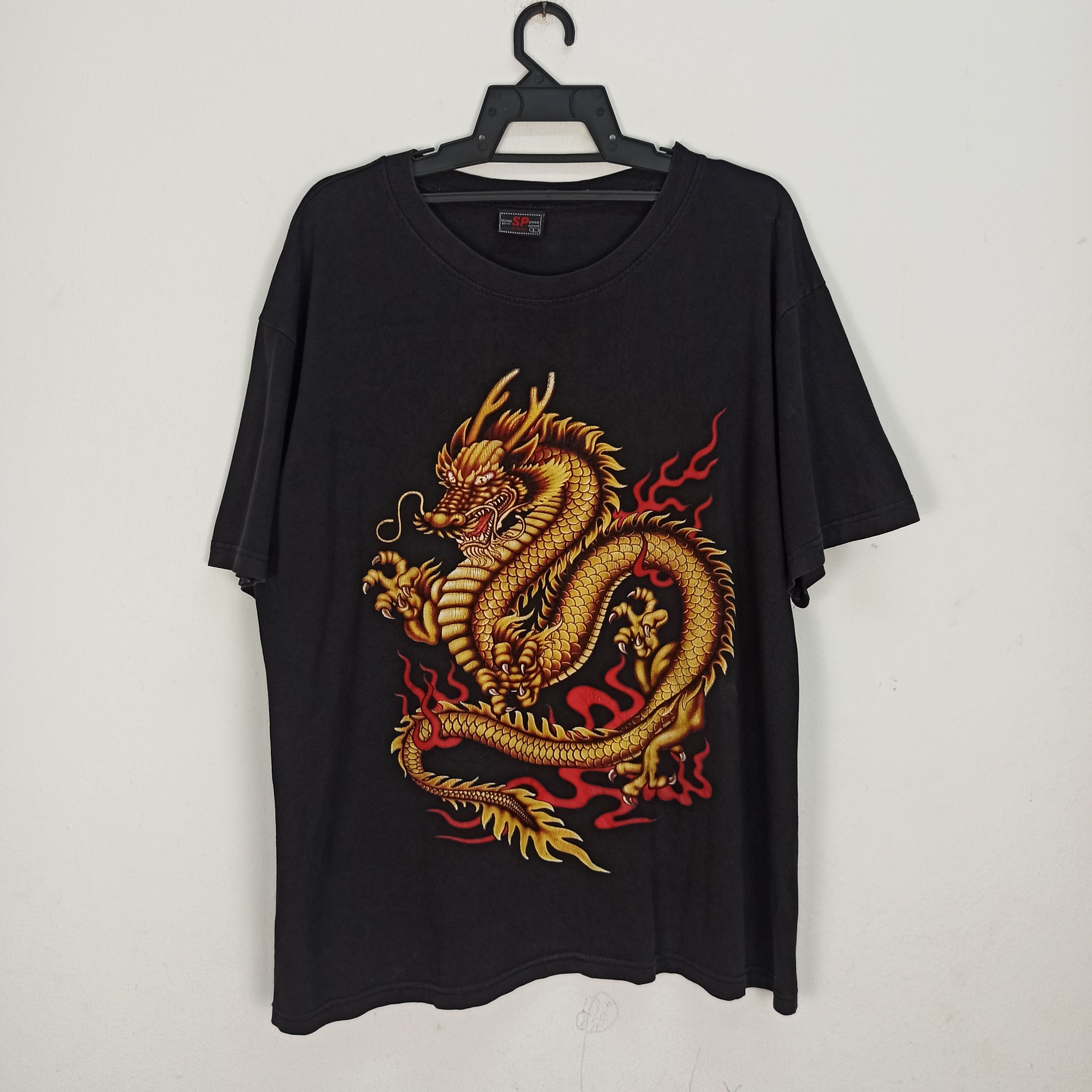 Vintage Vintage Dragon Design Printed Thailand Tshirt Size US L / EU 52-54 / 3 - 1 Thumbnail