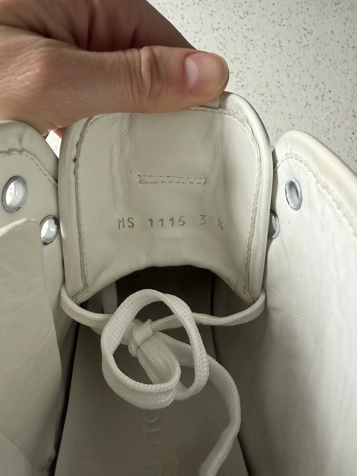 Louis Vuitton Louis Vuitton White Hi-Top Monogram Sneakers / Made in Italy Size US 7.5 / IT 37.5 - 7 Thumbnail