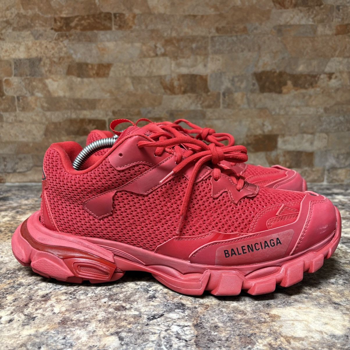 Balenciaga Balenciaga Track 3 Distressed Sneaker Red Size US 8 / EU 41 - 3 Thumbnail
