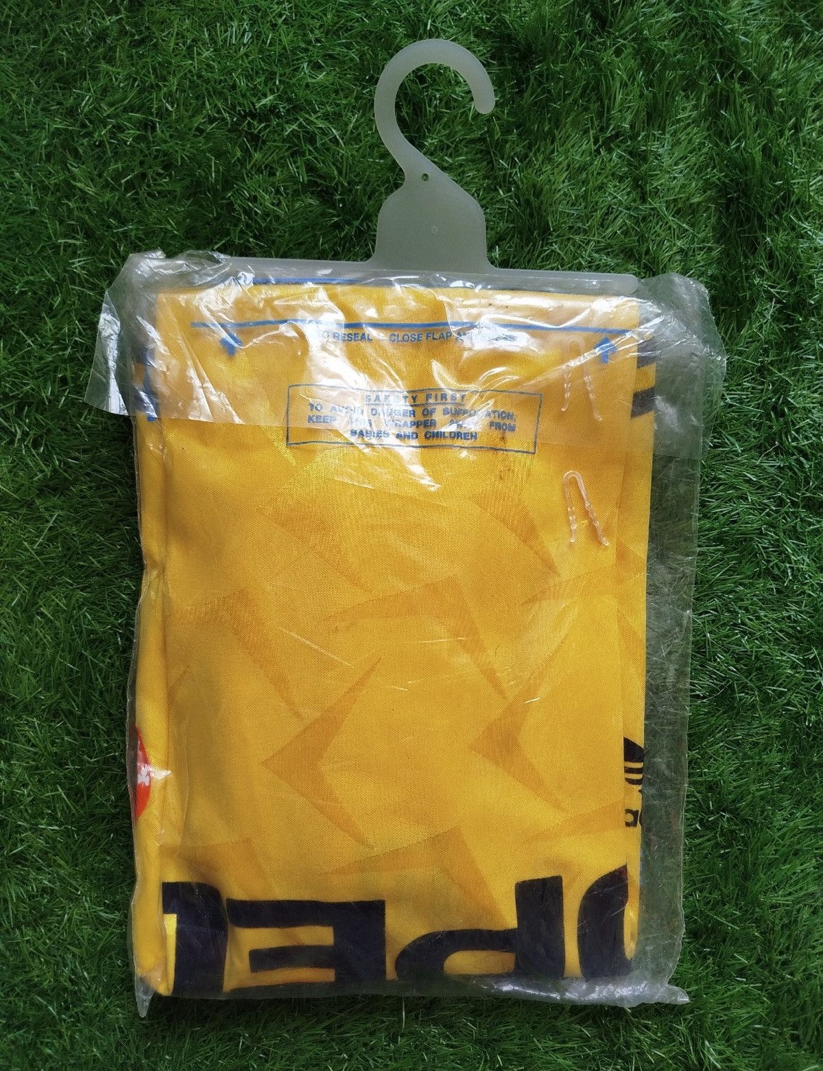 Adidas Ireland 1990/1992 goalkeeper shirt Adidas BNWT Size US M / EU 48-50 / 2 - 2 Thumbnail
