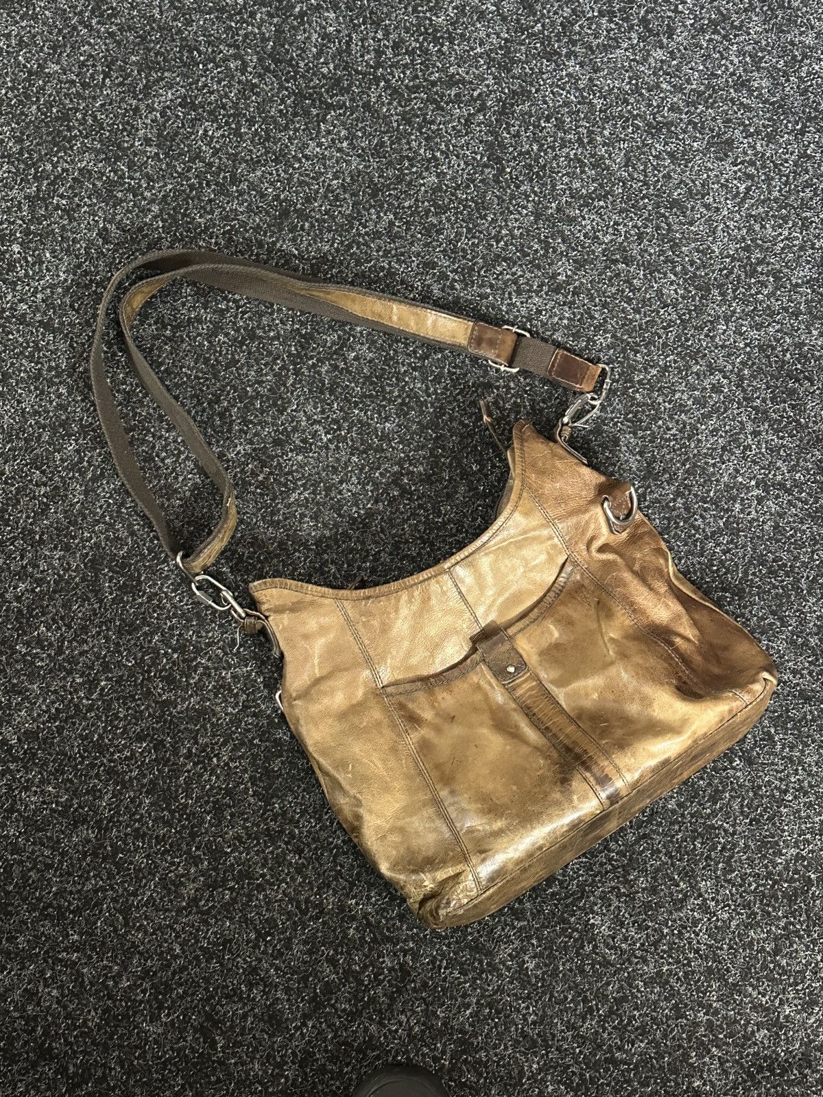 Japanese Brand 🚨Y2K AVANT-GARDE 🚨mesh silver Japan style hand bag Y2K 90s Size ONE SIZE - 4 Thumbnail