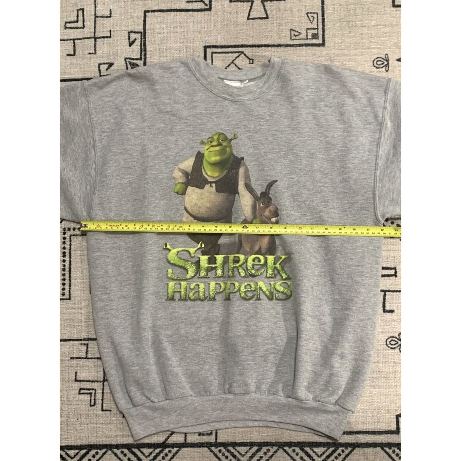 Vintage VINTAGE Shrek Happens Crewneck Sweatshirt L Gray Mens Sweatshirt Dreamworks Universal Puff Print University Theme Size US L / EU 52-54 / 3 - 5 Thumbnail
