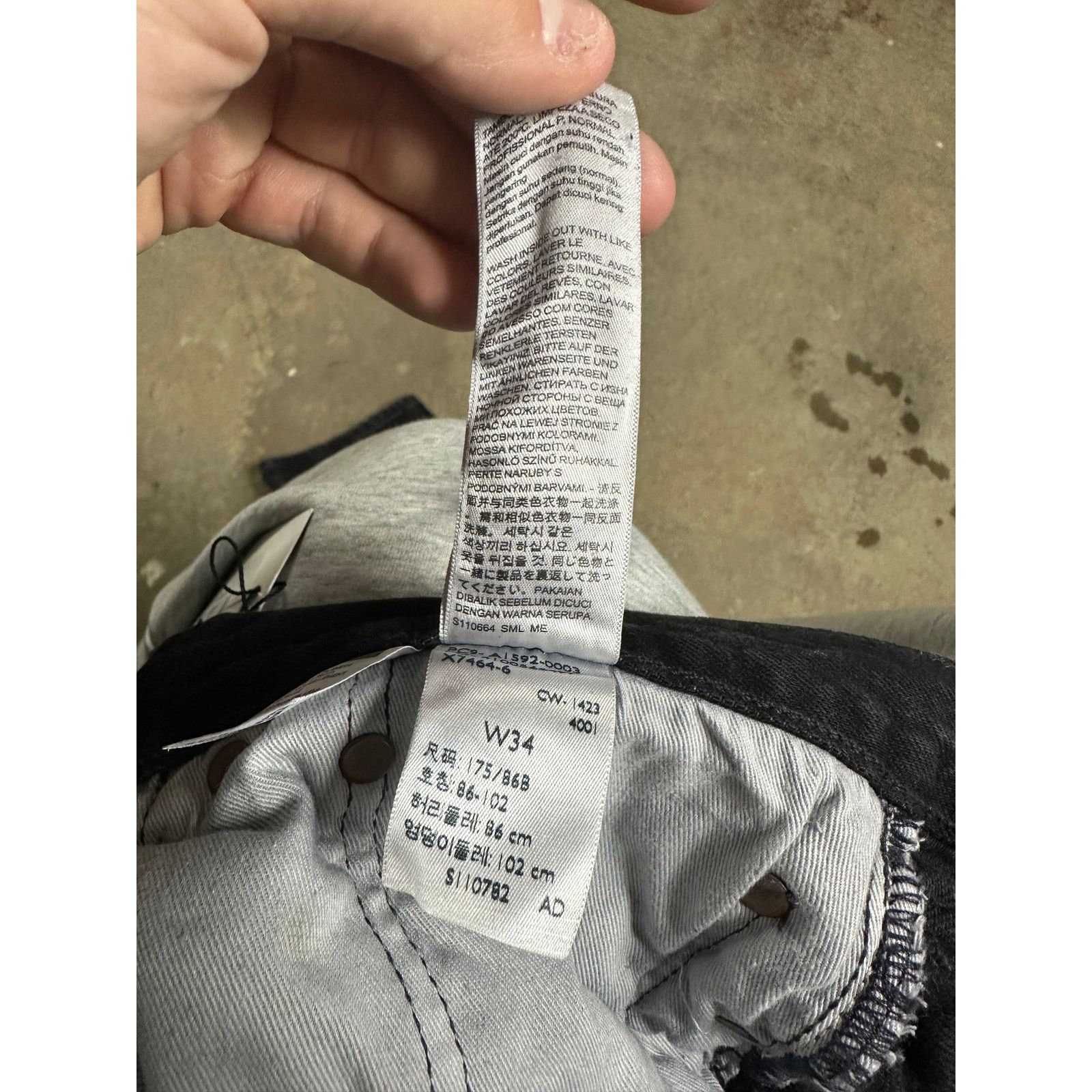 DENIM TEARS Denim Tears Jeans Offset Black Used 34 Size US 34 / EU 50 - 5 Thumbnail