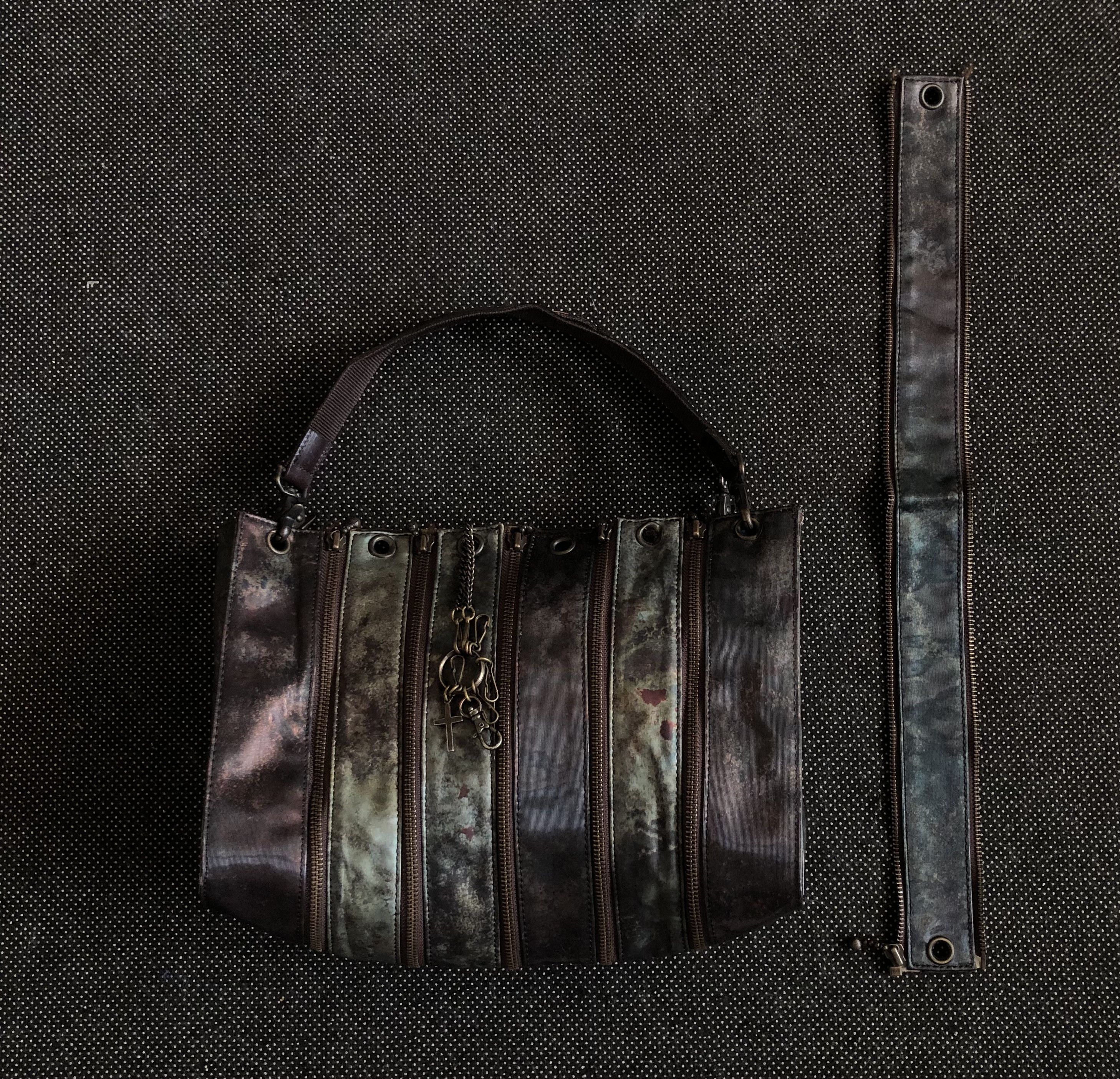 Jean Paul Gaultier GRAIL🔥FW1995 “CYBER” HOLOGRAPHIC MULTI ZIP BONDAGE BAG Size ONE SIZE - 3 Thumbnail