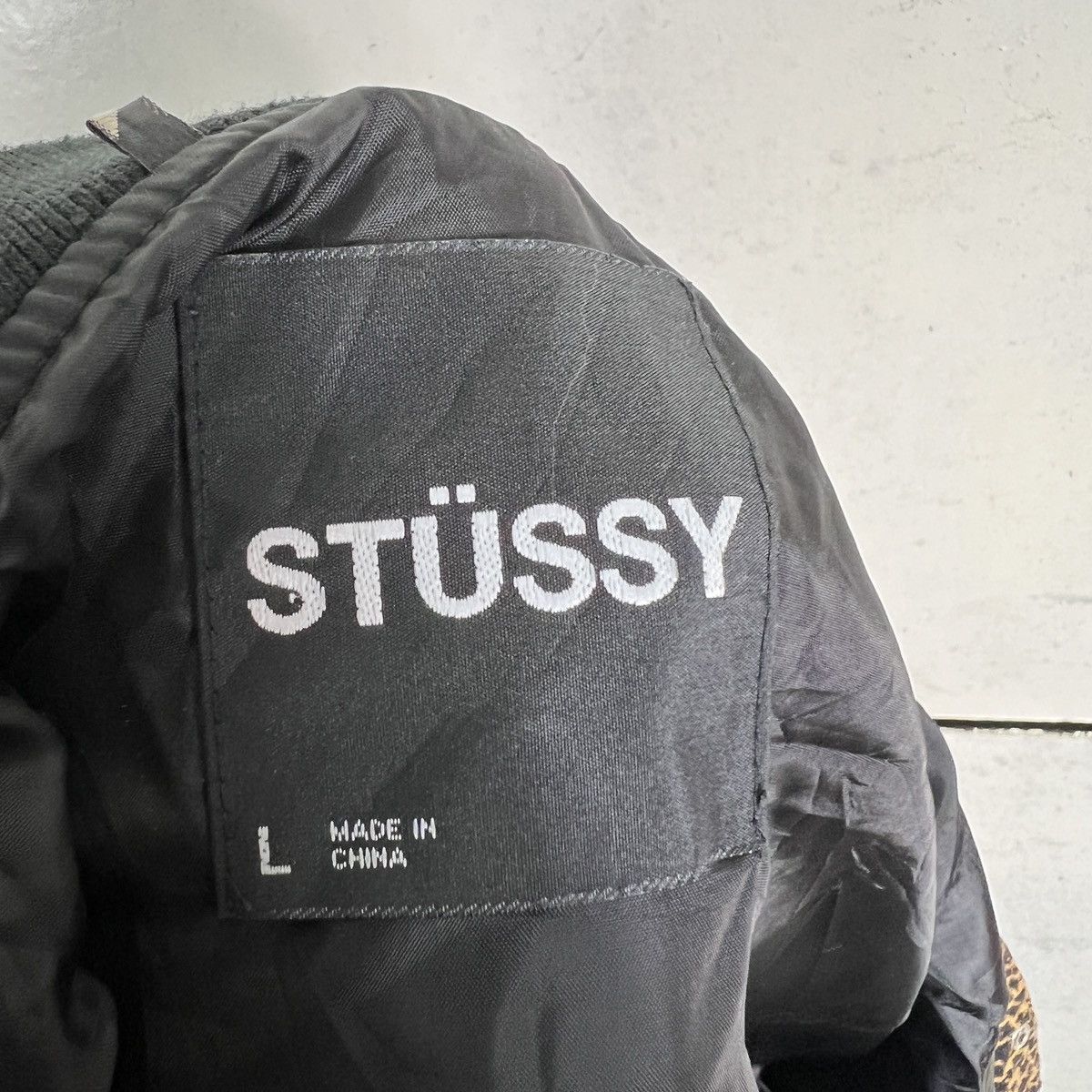 Stussy 🔥 STUSSY 8 BALL LEOPARD BOMBER JACKET Size US L / EU 52-54 / 3 - 10 Thumbnail