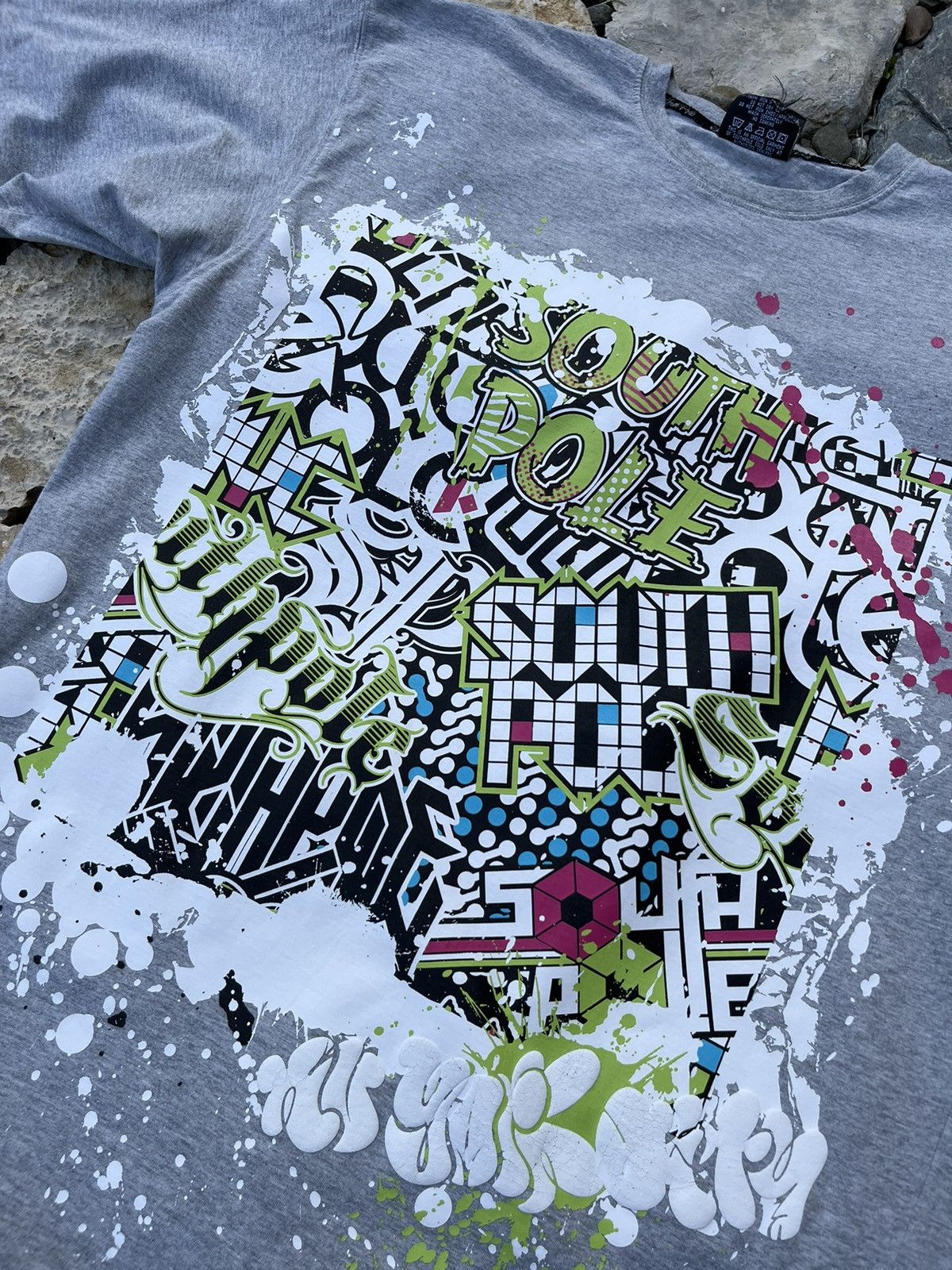 Southpole × Vintage South Pole vintage tee t-shirt graffiti paint y2k multi logo Size US M / EU 48-50 / 2 - 12 Thumbnail