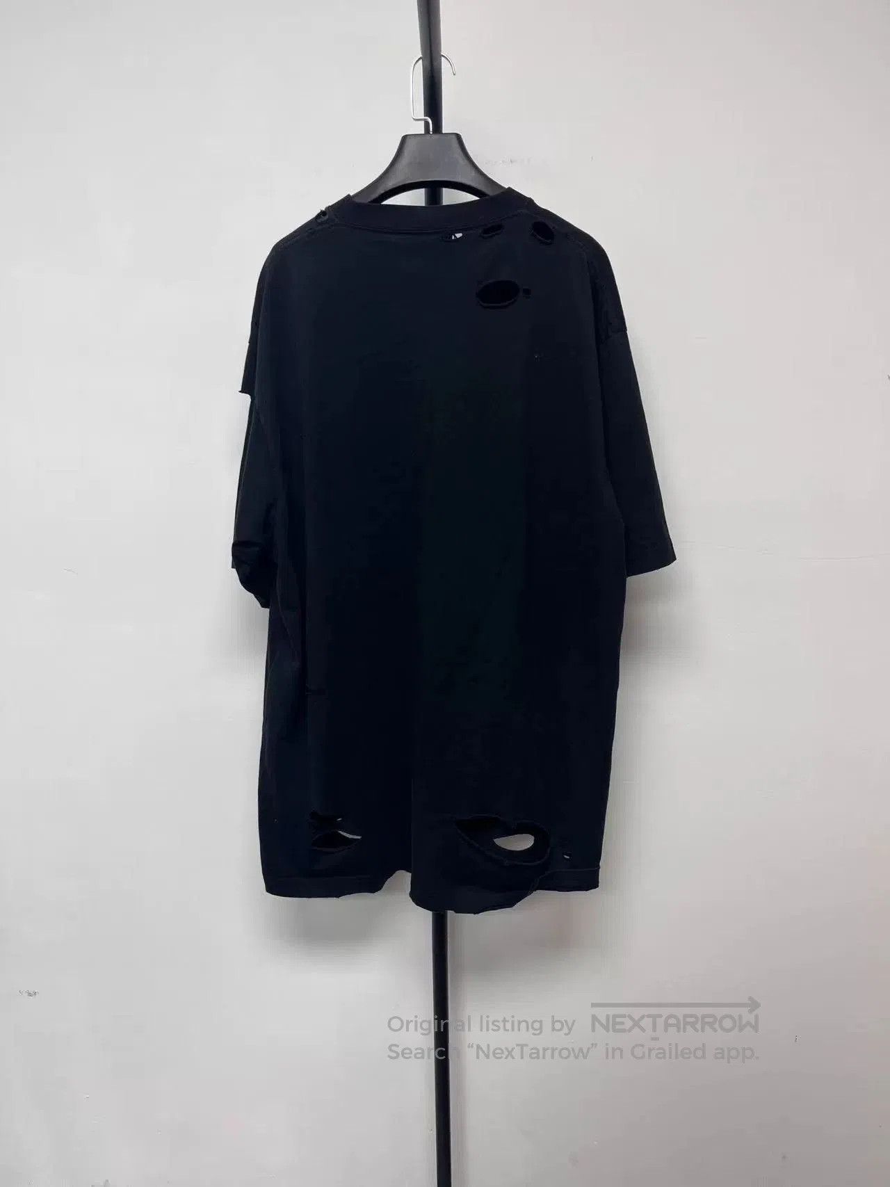 Balenciaga balenciaga black graphic short sleeve t. Size US S / EU 44-46 / 1 - 2 Thumbnail