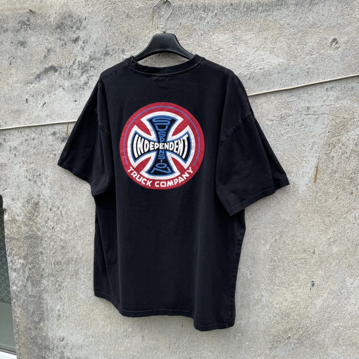 Independent Truck Co. 00s Independent Truck Co. Vintage Big Logo Skate Tee XL Size US XL / EU 56 / 4 - 3 Thumbnail
