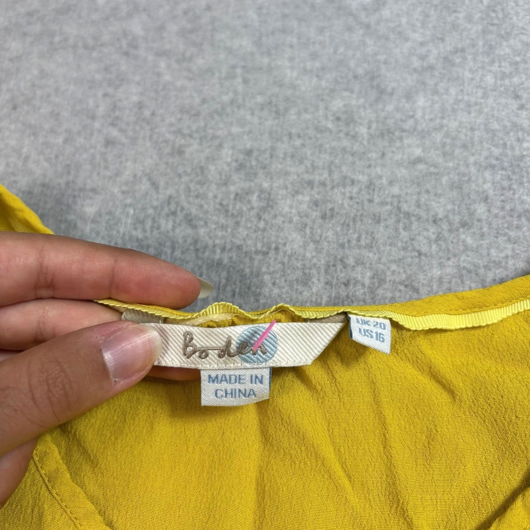 Boden Boden Shirt Women 16 US Pleated Front Cap Sleeve Viscose Boho Yellow Blouse Womens Size XXL / US 16-18 / IT 52-54 - 3 Thumbnail