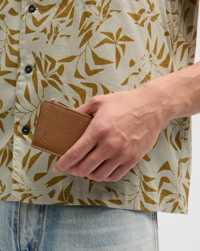 Saint Laurent Paris o1y0325 Size : OS / Logo Leather Cardholder in Brown Size ONE SIZE - 4 Thumbnail