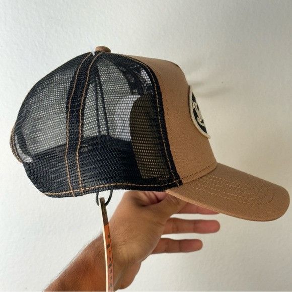 Designer × Von Dutch NWT VON DUTCH TAUPE, OFF-WHITE & BLACK TRUCKER HAT Size ONE SIZE - 5 Thumbnail