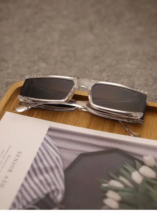 VIBE Retro punk sunglasses Size ONE SIZE - 1 Thumbnail