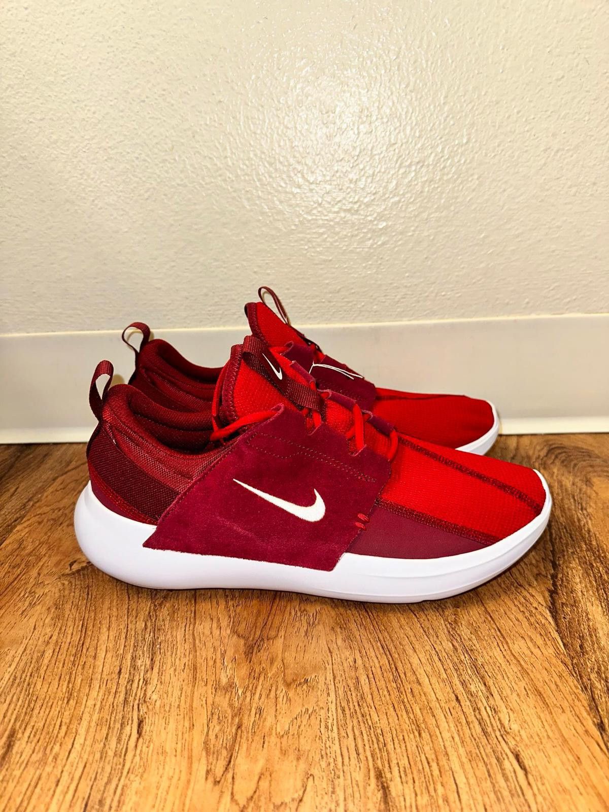 Nike Nike E-Series AD Team Red Sample Size US 9 / EU 42 - 1 Thumbnail