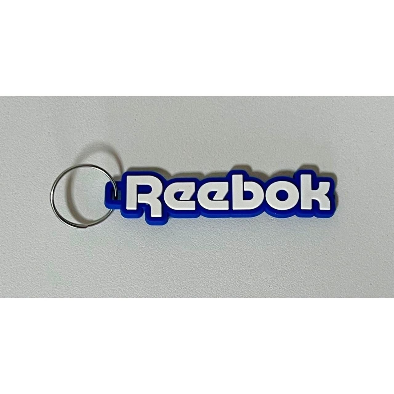 Reebok one logo sales