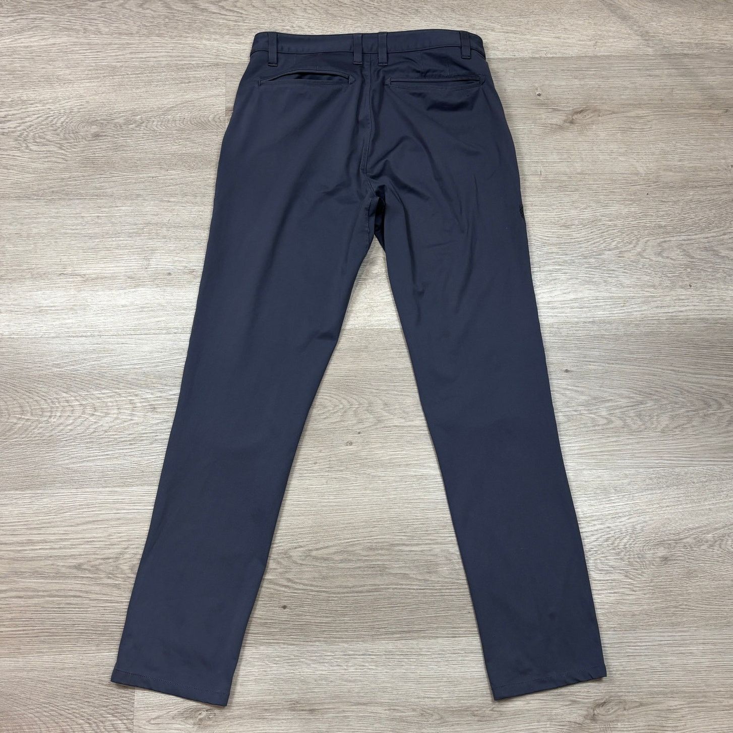 Rhone Rhone Commuter Slim Straight Pants Men's 30x31 Minimalist Size US 30 / EU 46 - 3 Thumbnail