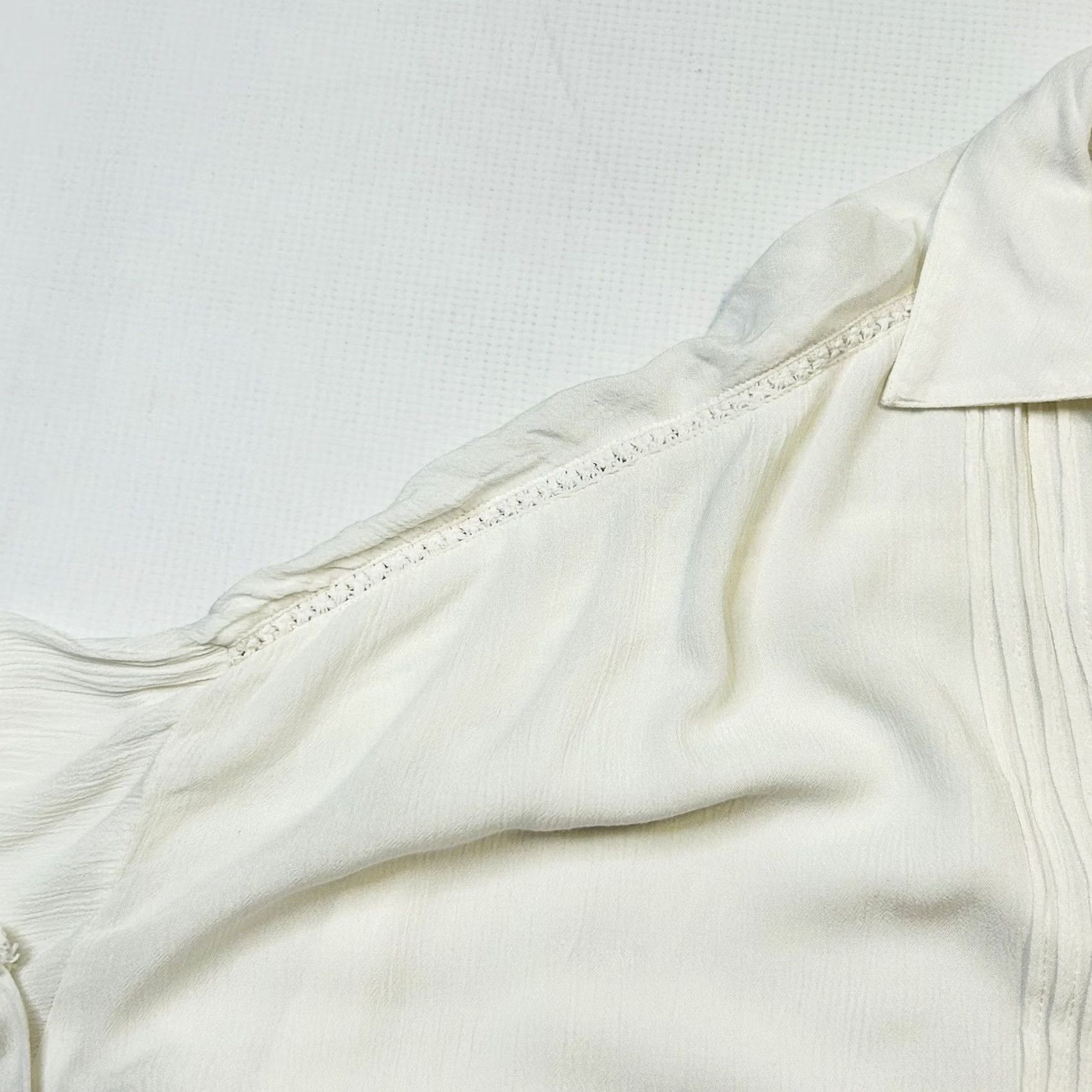 Vintage RD Style Womens Blouse Shirt Bell Sleeve V-Neck White Solid Hippie Boho Casual Top S Regular Size S / US 4 / IT 40 - 5 Thumbnail