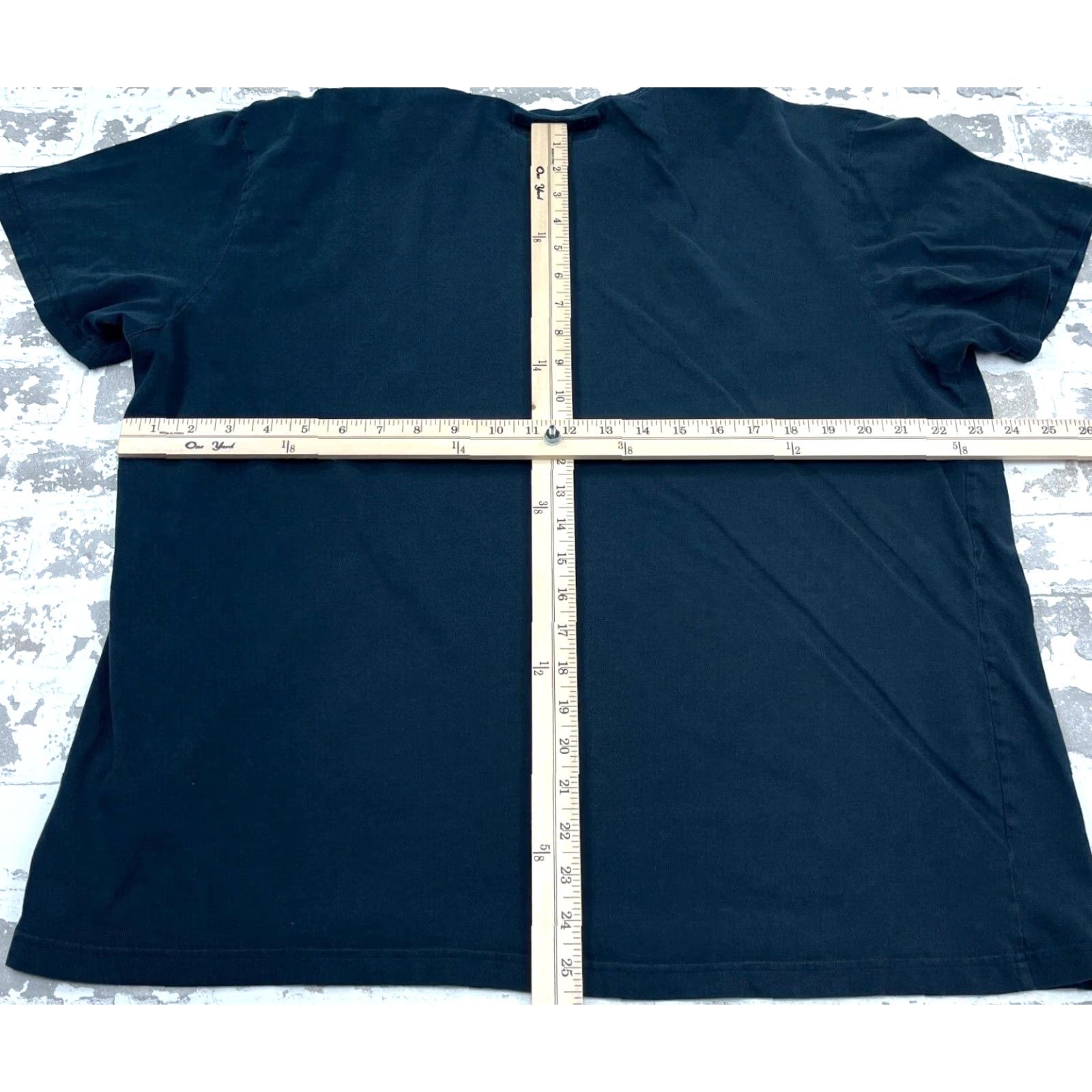 Polo Ralph Lauren VINTAGE Polo Ralph Lauren Shirt Men XL Black Jersey Crew Neck Short Sleeve Logo Accents Modern, Preppy, Classic, Outdoor, Sports Mens Size US XL / EU 56 / 4 - 7 Thumbnail