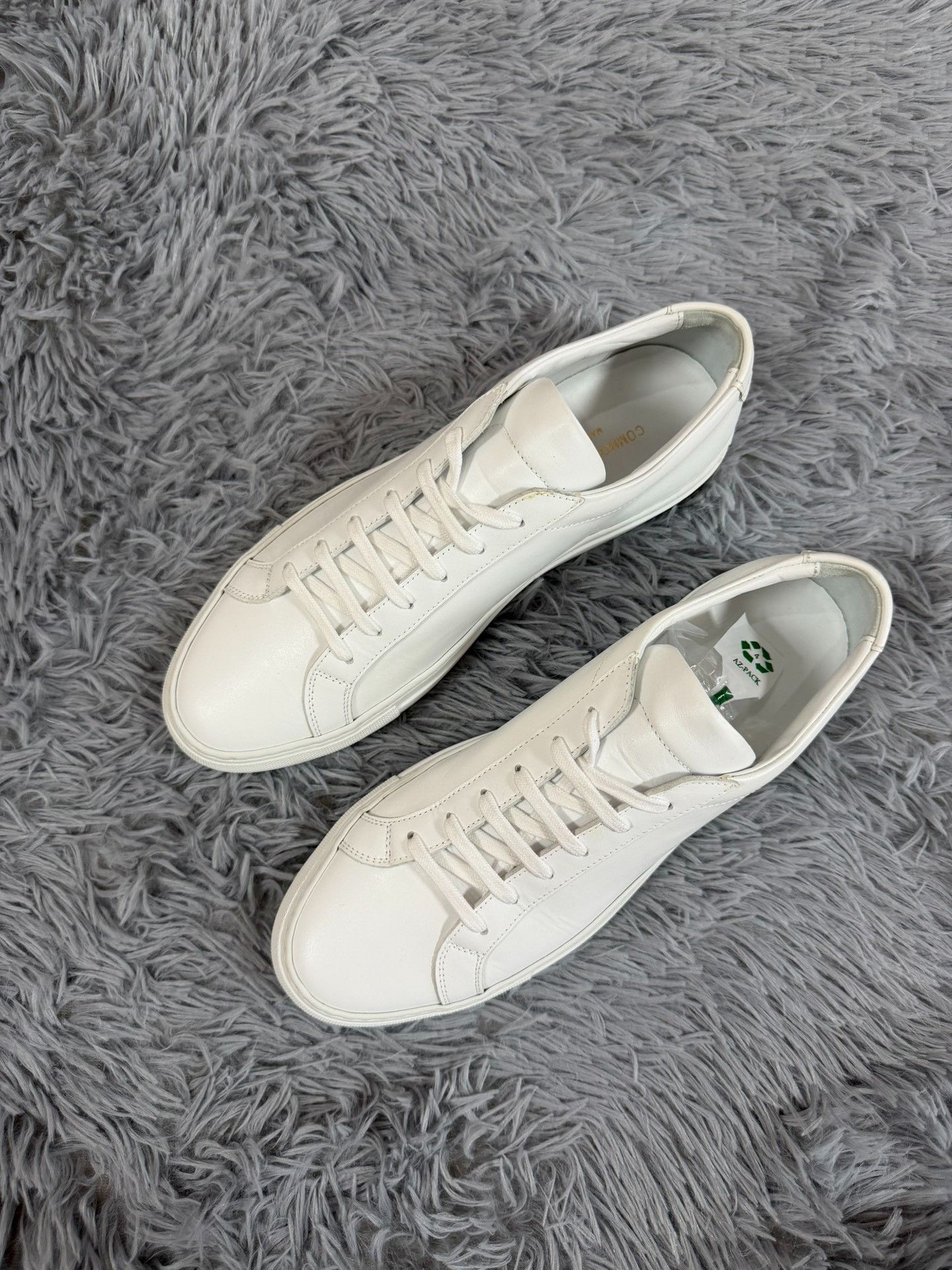 Common Projects Common Projects White Lowtop Sneakers 8 Men Size US 8 / EU 41 - 1 Thumbnail