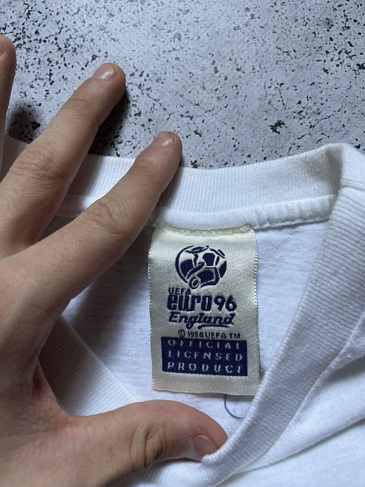 Vintage RARE 1994 Adidas Uefa Euro England 96 Big Logo T-shirt Y2K Size US L / EU 52-54 / 3 - 10 Thumbnail
