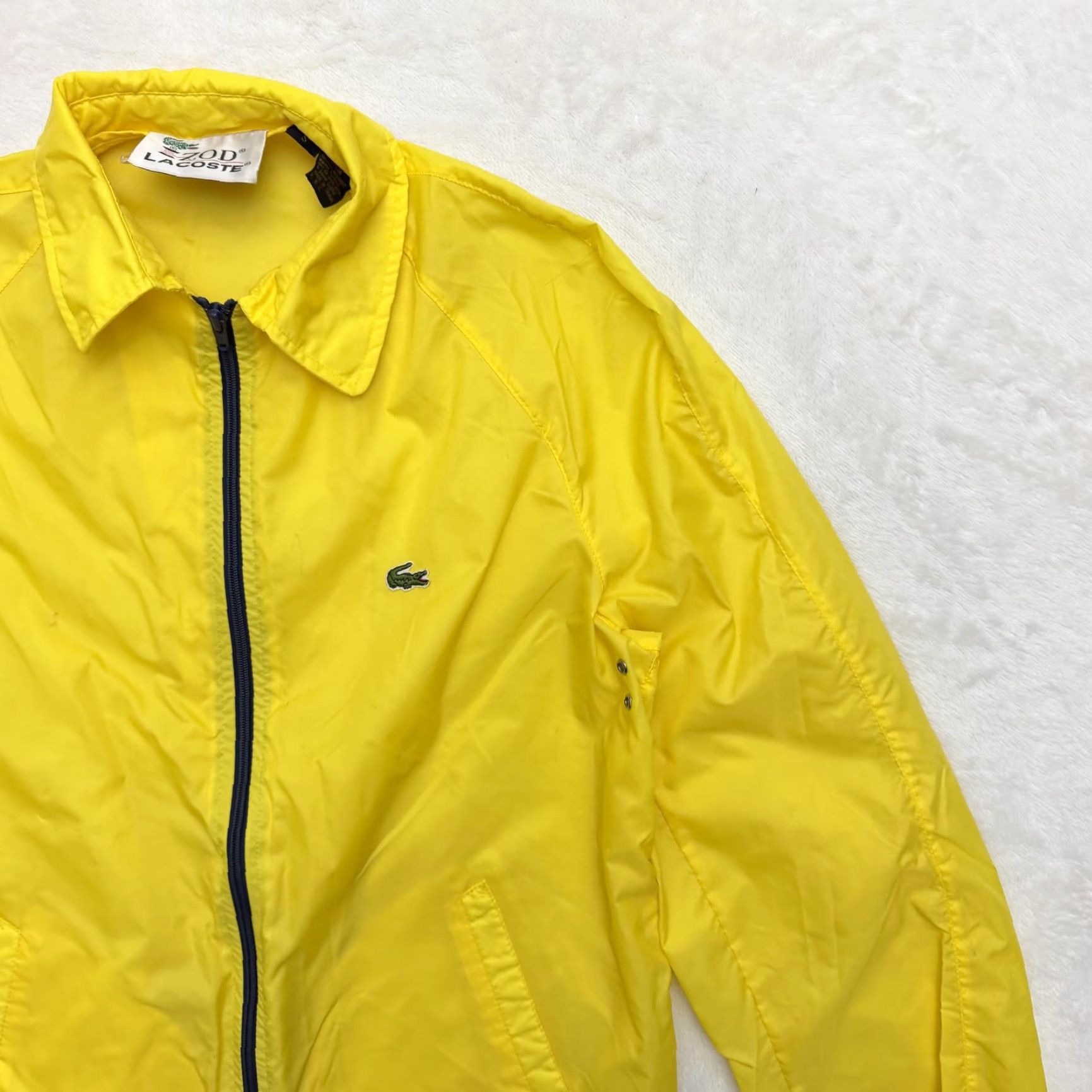 Izod VINTAGE Izod Lacoste Jacket Mens S Yellow Nylon Full Zip Windbreaker 80s Size US S / EU 44-46 / 1 - 4 Thumbnail