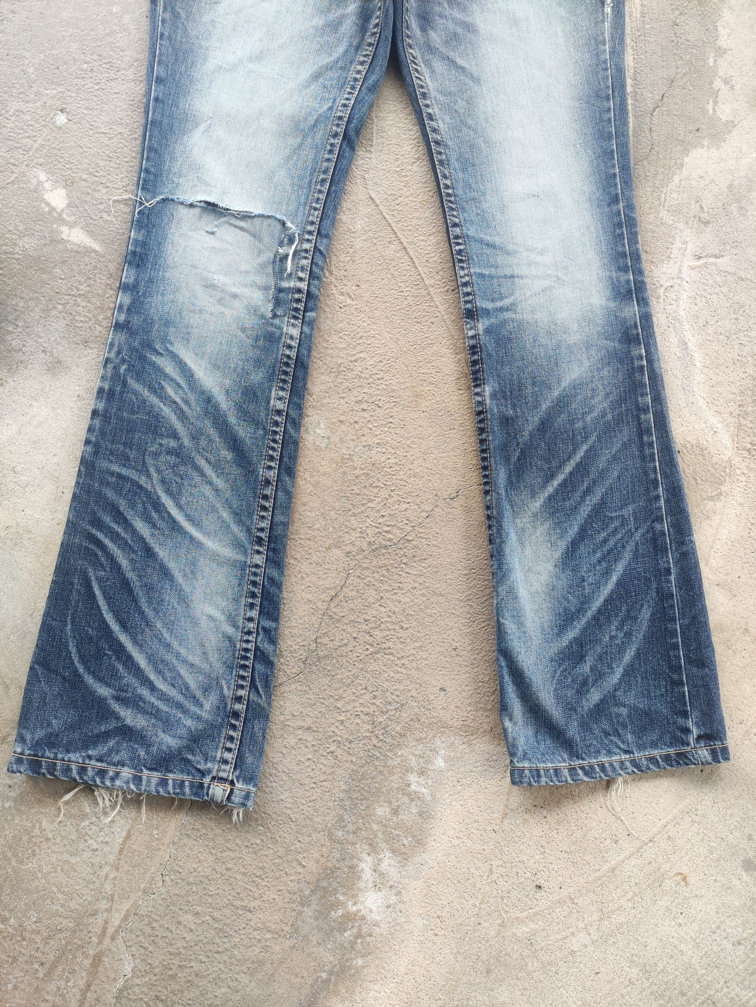 Japanese Brand Vintage Lolita Beast Flare Denim Distressed Faded Denim Size 32" / US 10 / IT 46 - 4 Thumbnail