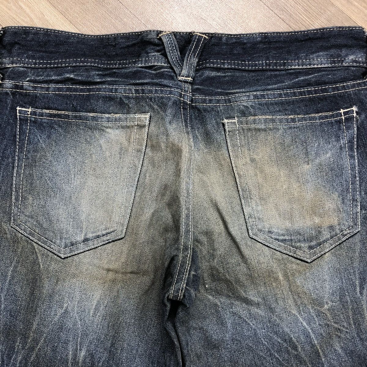 Vanquish 🇯🇵2000s Vanquish Distressed Painted Punk Bootcut Flared Jeans Size US 31 - 17 Thumbnail