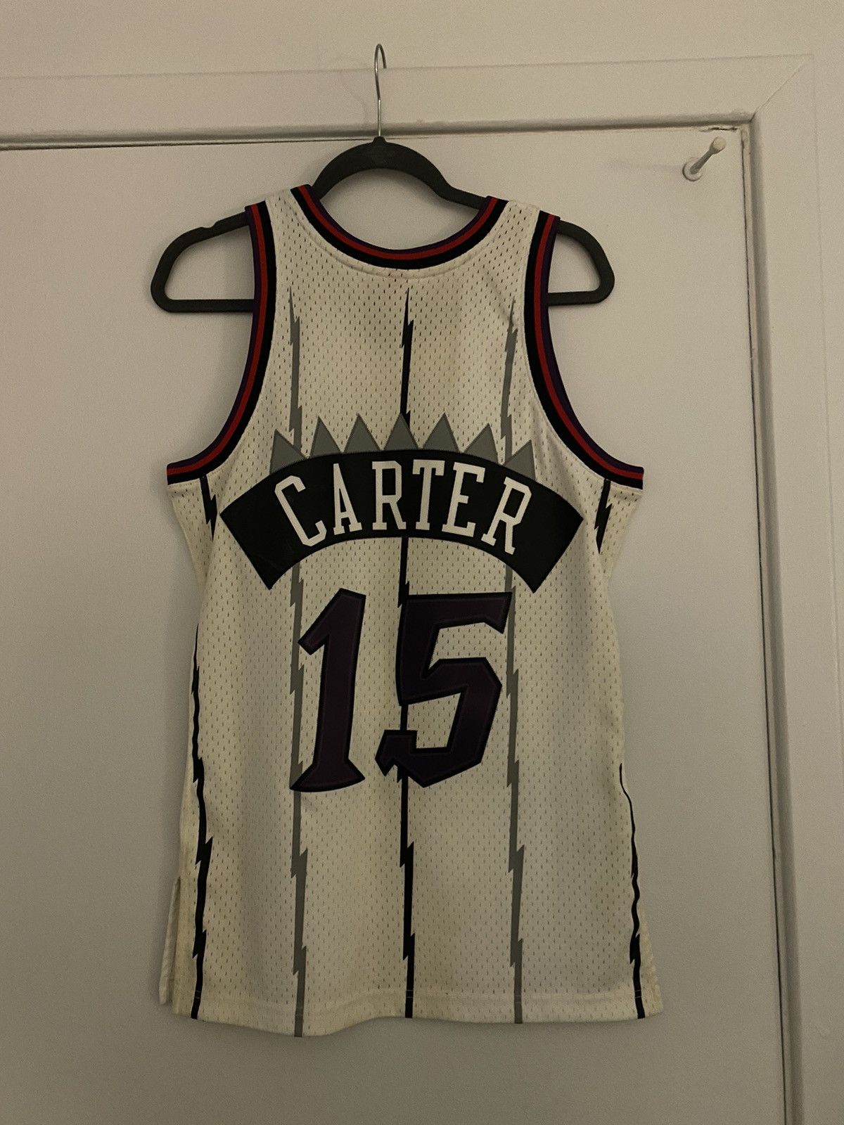 Mitchell & Ness × NBA Vince Carter Toronto Raptors Jersey Size US S / EU 44-46 / 1 - 2 Thumbnail