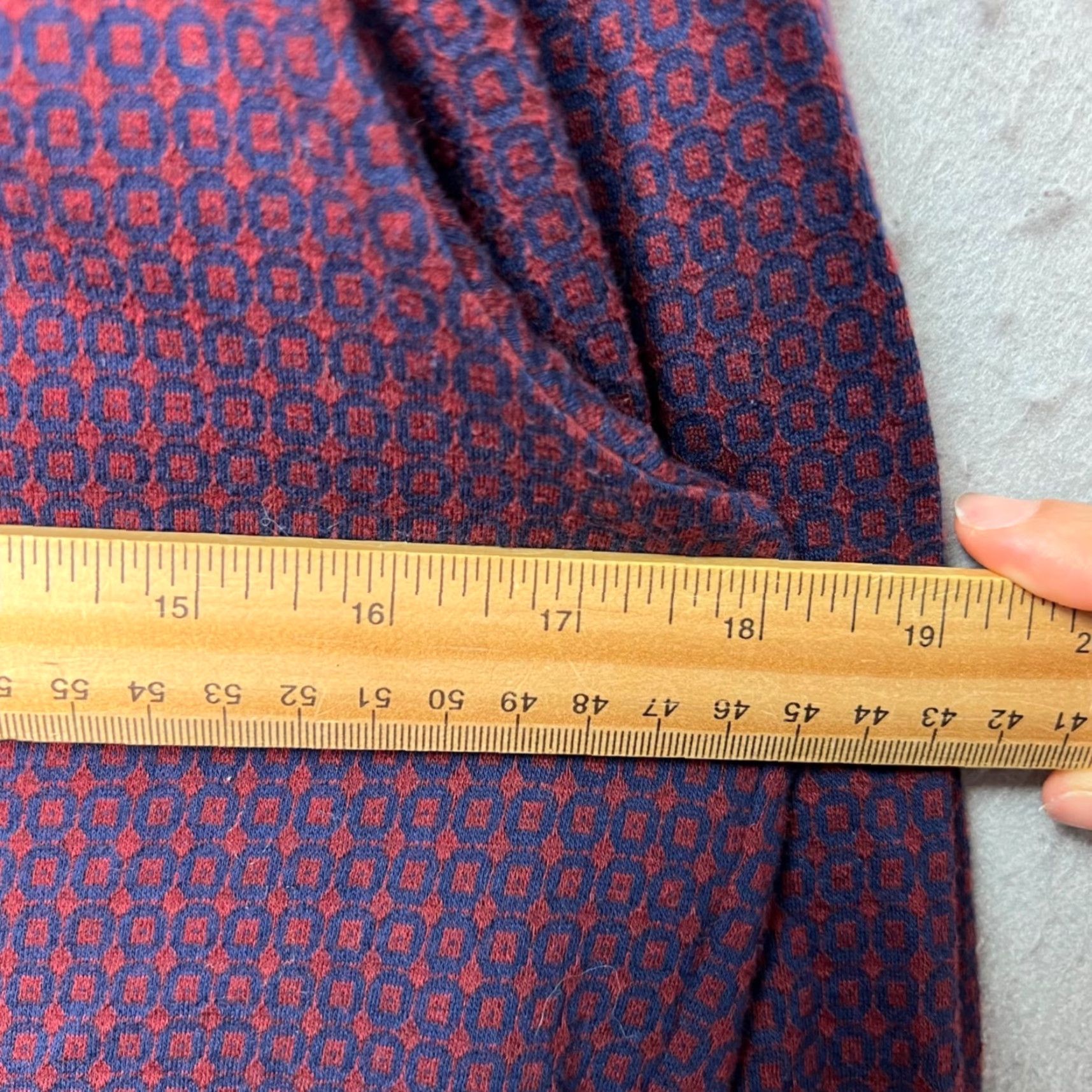 Vintage Agnès B. Shirt Geometric Button-Up Mens Size S Red Cotton Long Sleeve Button-Front Casual Vintage No Size US S / EU 44-46 / 1 - 5 Thumbnail