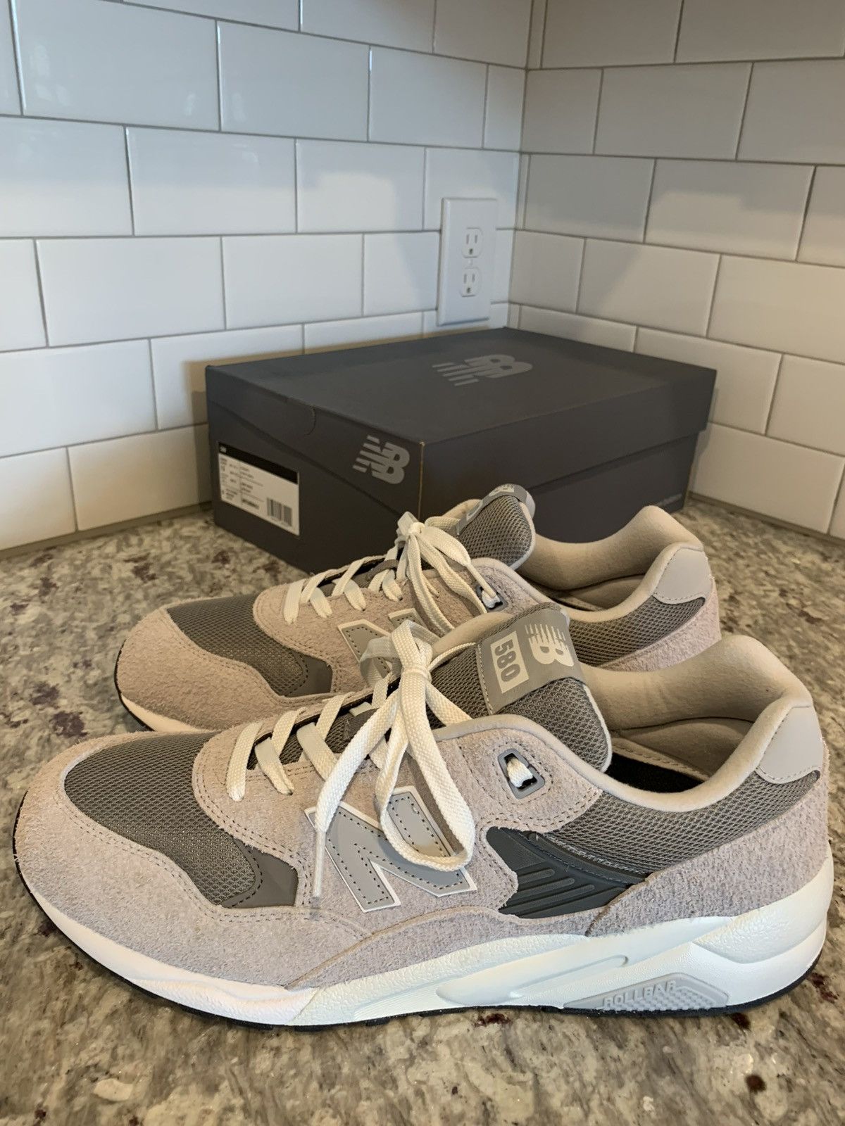 New Balance New Balance 580 Raincloud Grey White Size US 13 / EU 46 - 2 Thumbnail