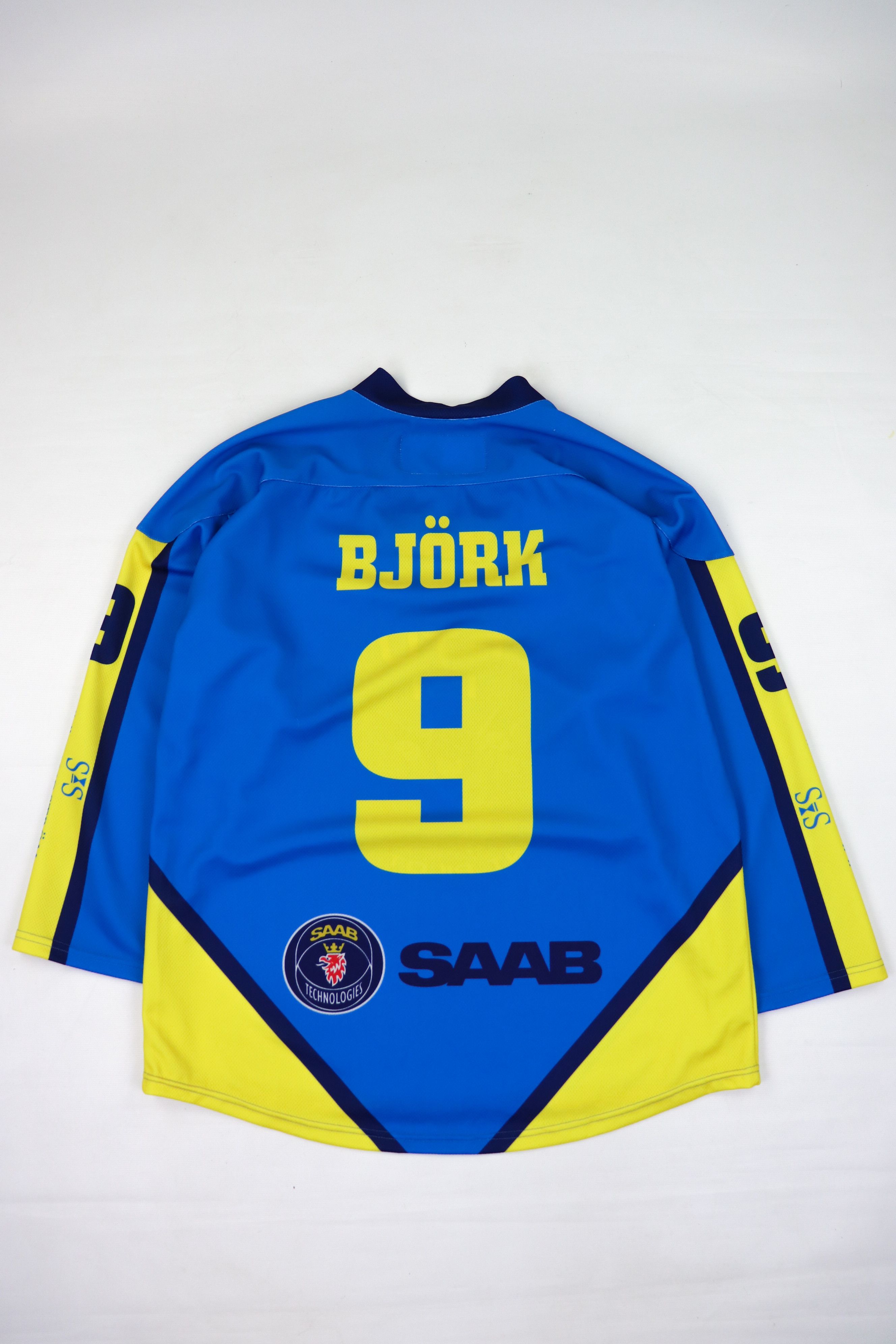 Other Student Pilot SWAF Batman Logo Bjork Sweden Hockey Jersey Size US L / EU 52-54 / 3 - 2 Thumbnail
