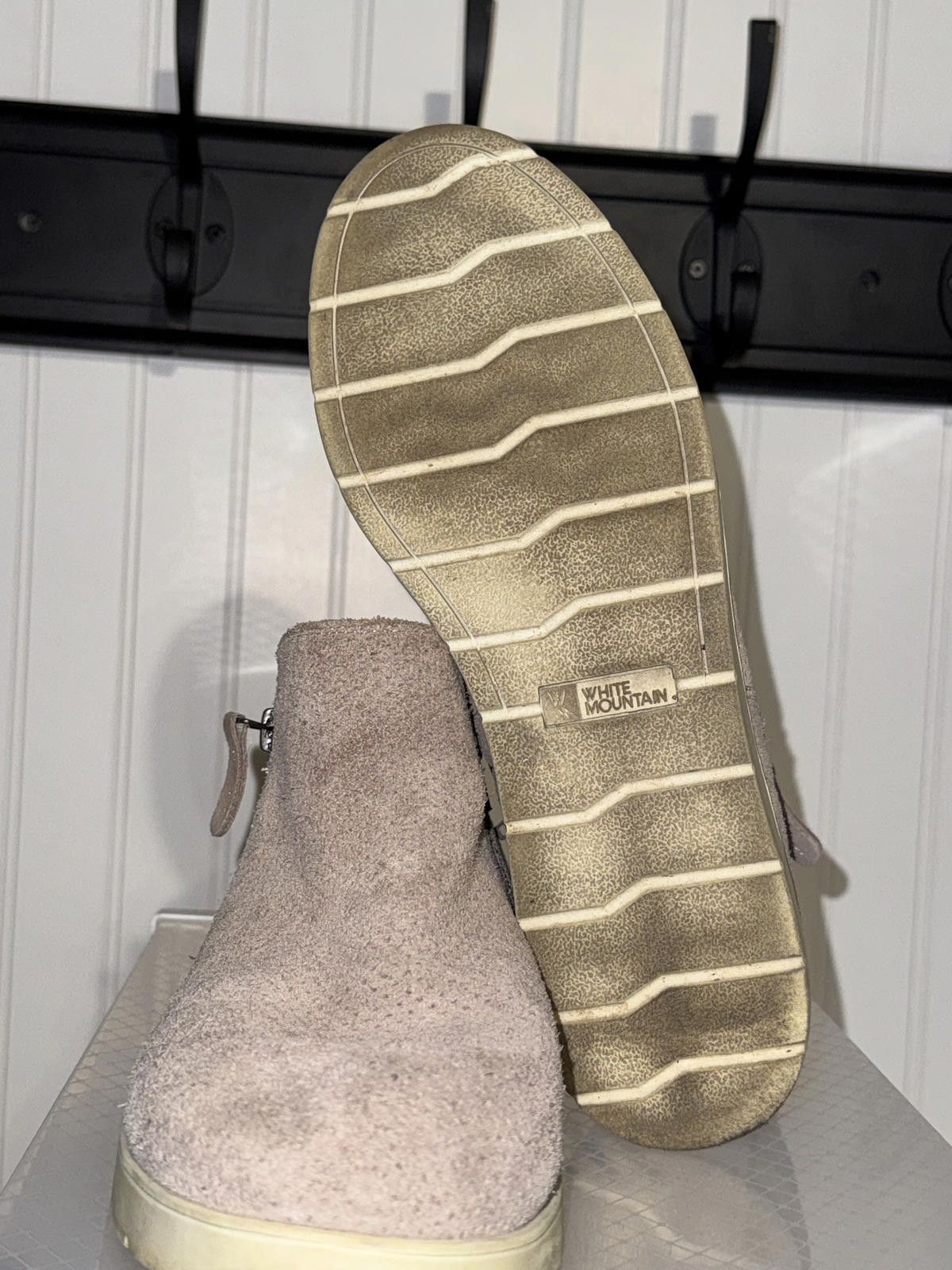 White Mountaineering White Mountain Beaumont Women's 9.5 Suede Ankle Booties Size US 9.5 / IT 39.5 - 4 Thumbnail