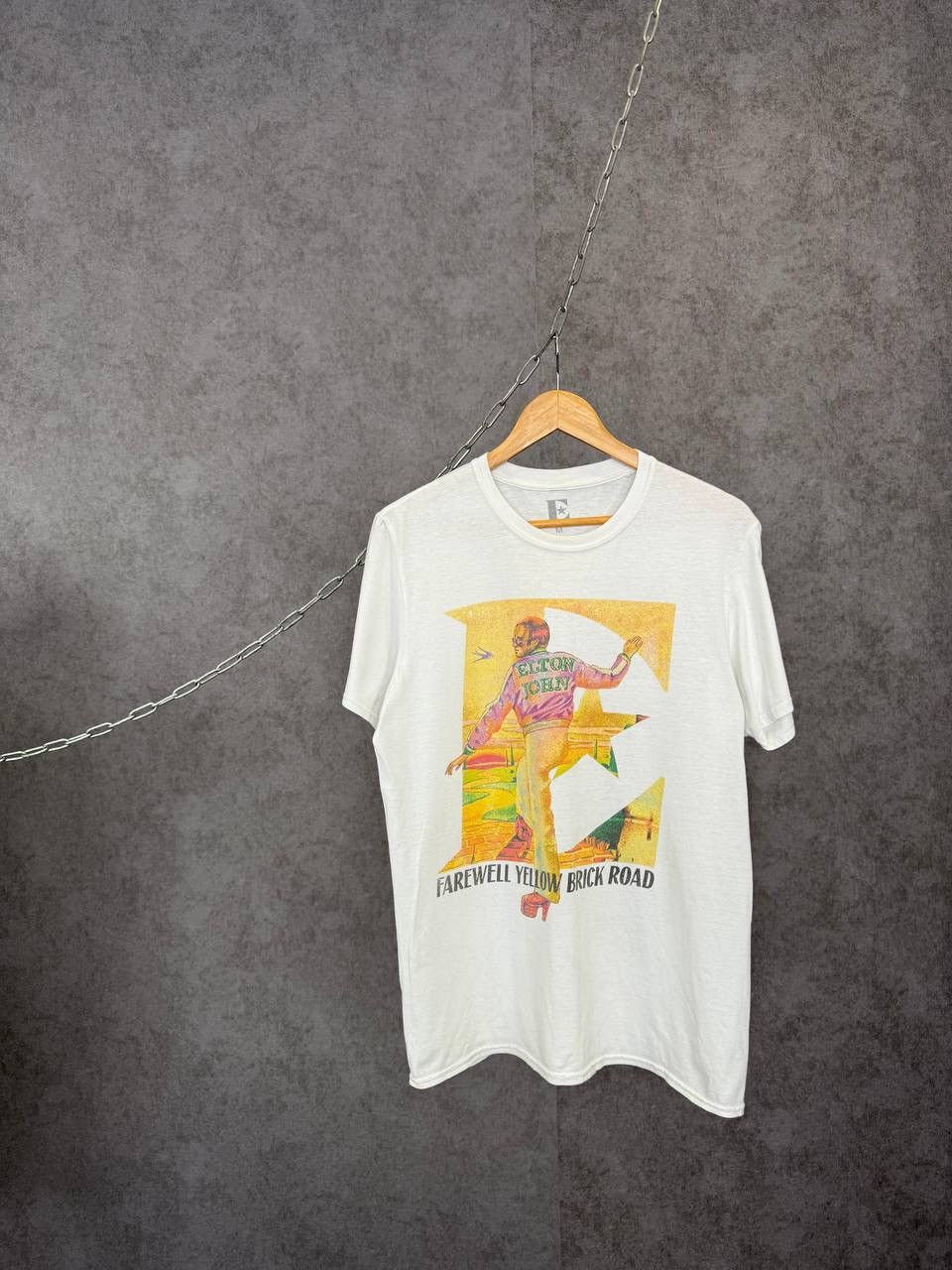 Band Tees Elton John band tour tee Size US M / EU 48-50 / 2 - 1 Thumbnail