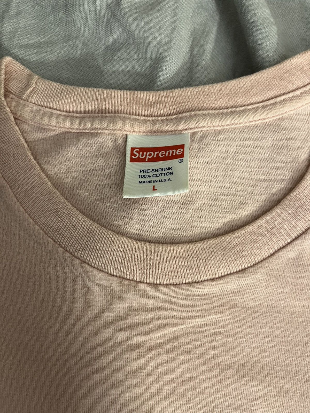Supreme Supreme Araki Tee Pink Size US L / EU 52-54 / 3 - 2 Thumbnail