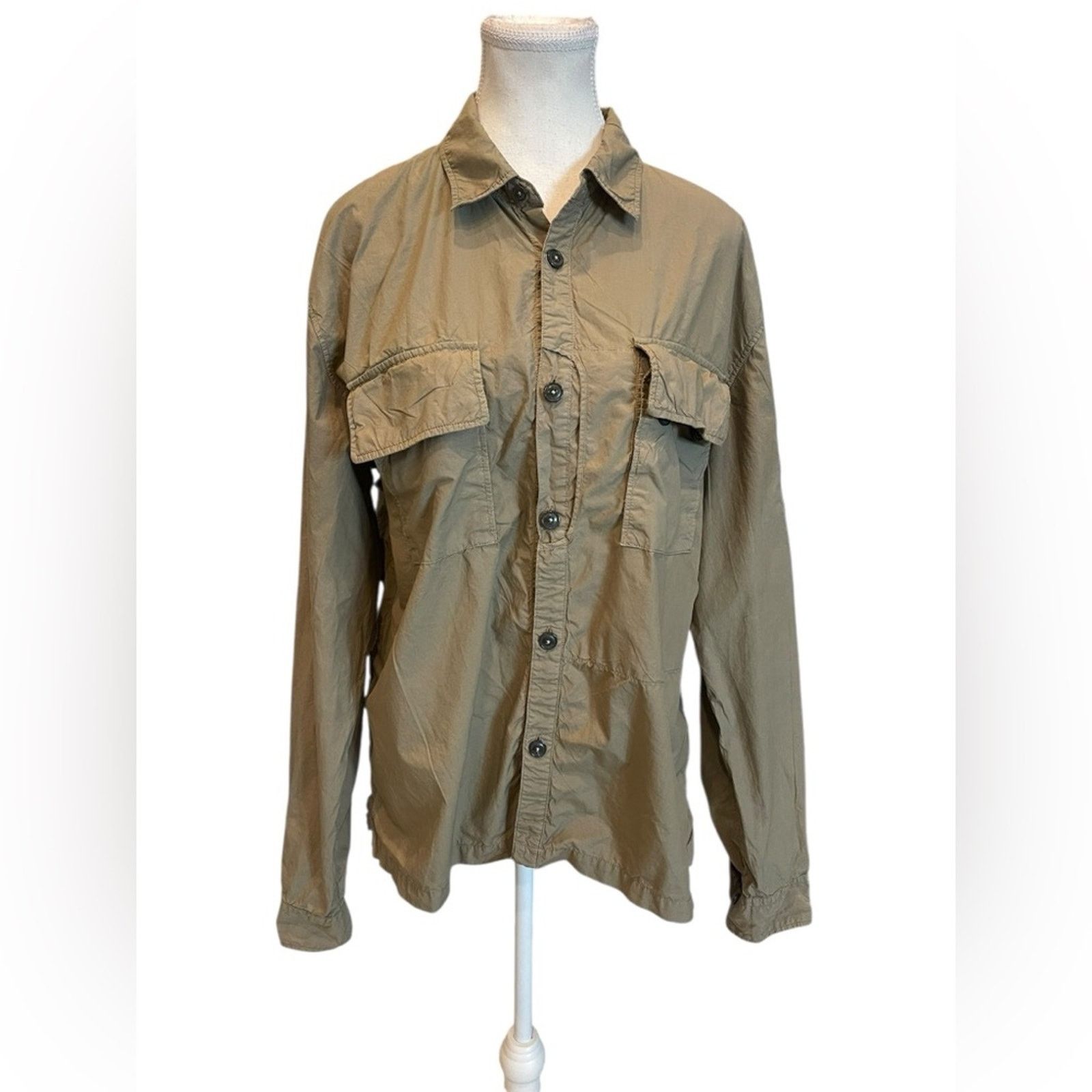 C.P. Company C.P. Company Tan Lightweight Chrome Utility Jacket Size:XL Size US XL / EU 56 / 4 - 1 Thumbnail
