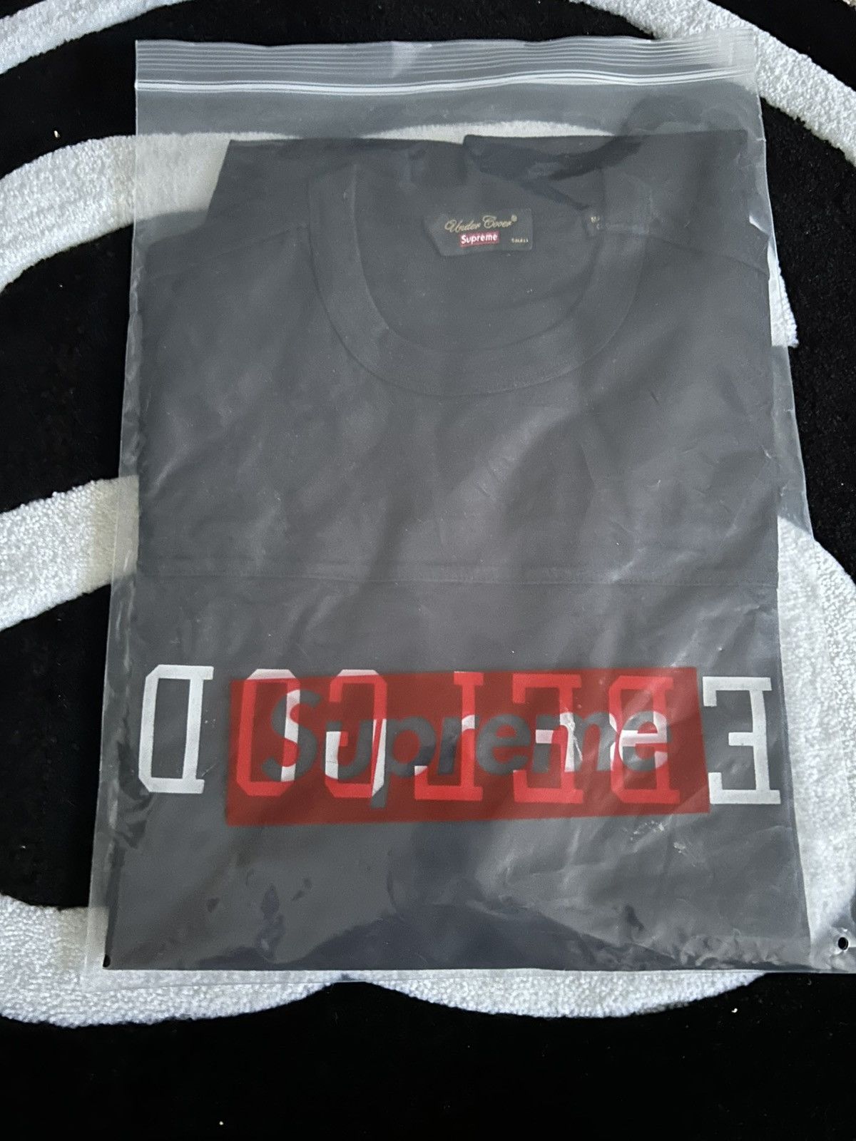 Supreme × Undercover Supreme x Undercover Rebel Gods Football Top Size US S / EU 44-46 / 1 - 1 Thumbnail