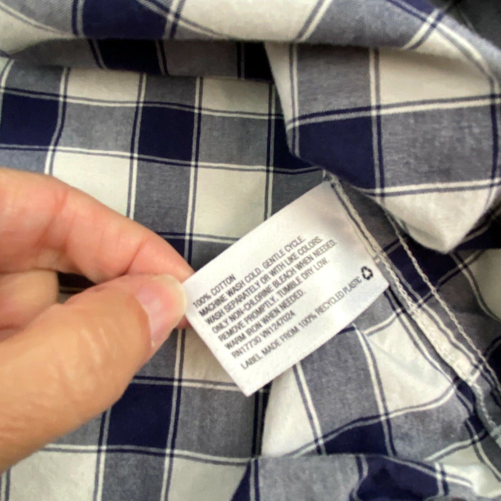 Merona Merona Mens Long Sleeve Button Up Shirt Medium Navy Blue White Checkered Size US M / EU 48-50 / 2 - 4 Thumbnail