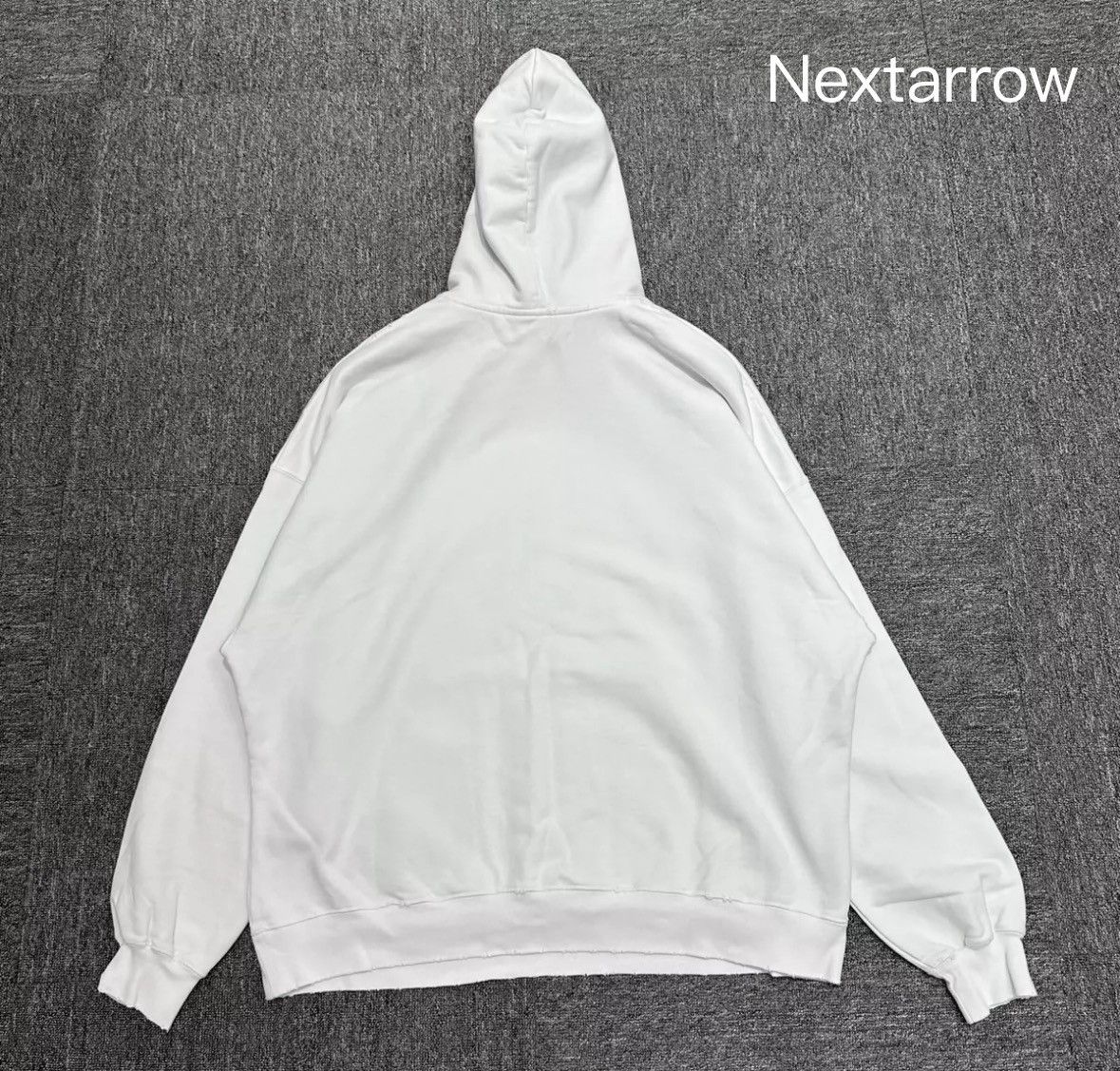 Balenciaga Balenciaga Straw Letter Hoodie2412-Nextarrow Size US M / EU 48-50 / 2 - 2 Thumbnail