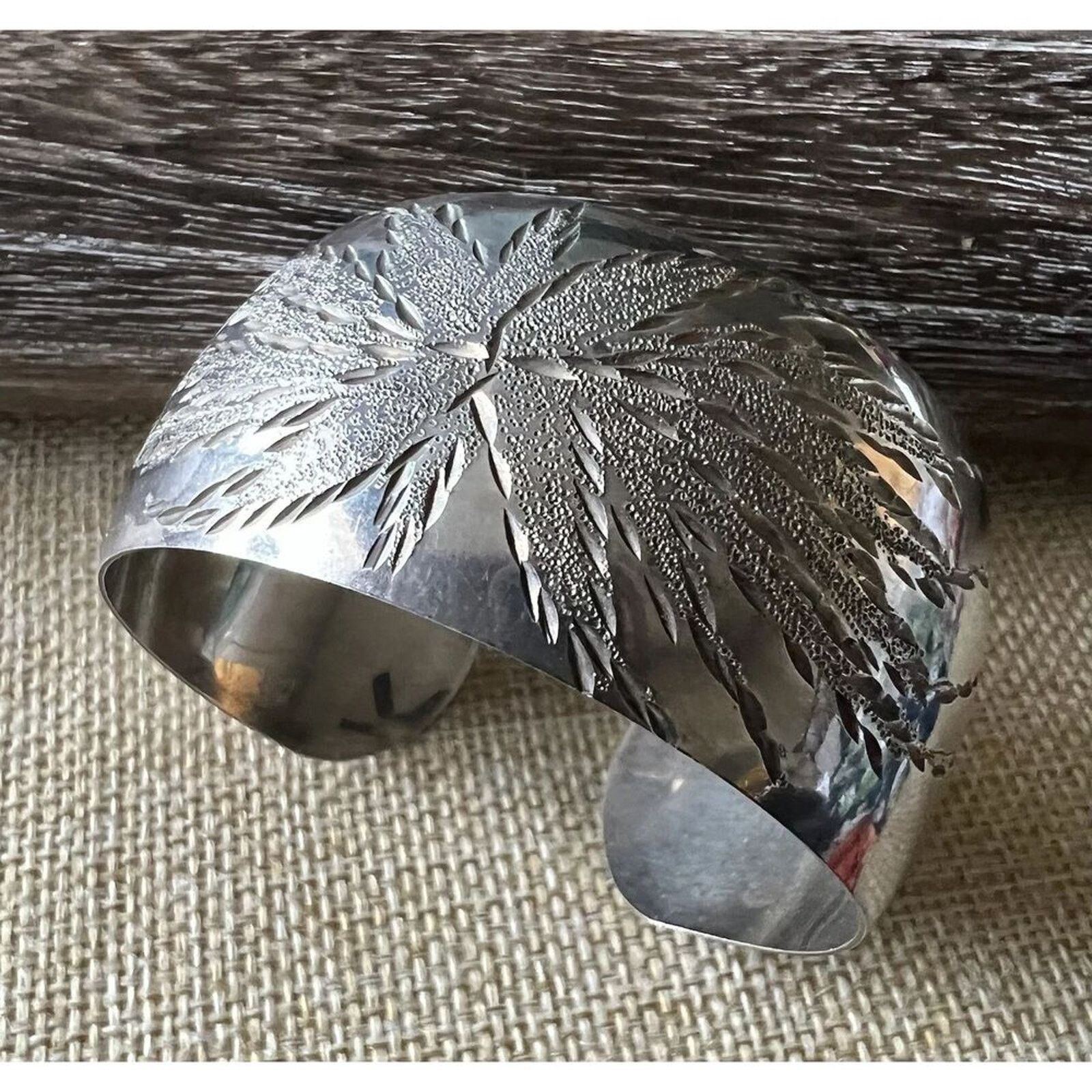 Other Cuff Etched Wide Silver Tone Adjustable Bracelet Size ONE SIZE - 7 Thumbnail