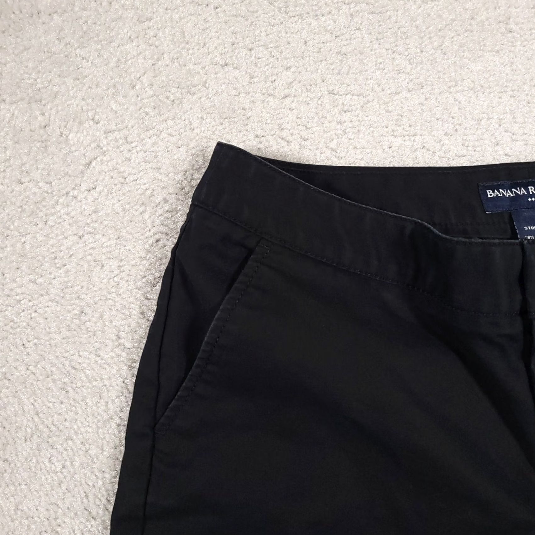 Banana Republic Banana Republic Bermuda Shorts Women's 4 Navy Blue Stretch Pockets Cuffed Regular Rise Low Inseam 11 in Flat Front Zip Front Machine Washable- Blue Size 27" / US 4 / IT 40 - 3 Thumbnail