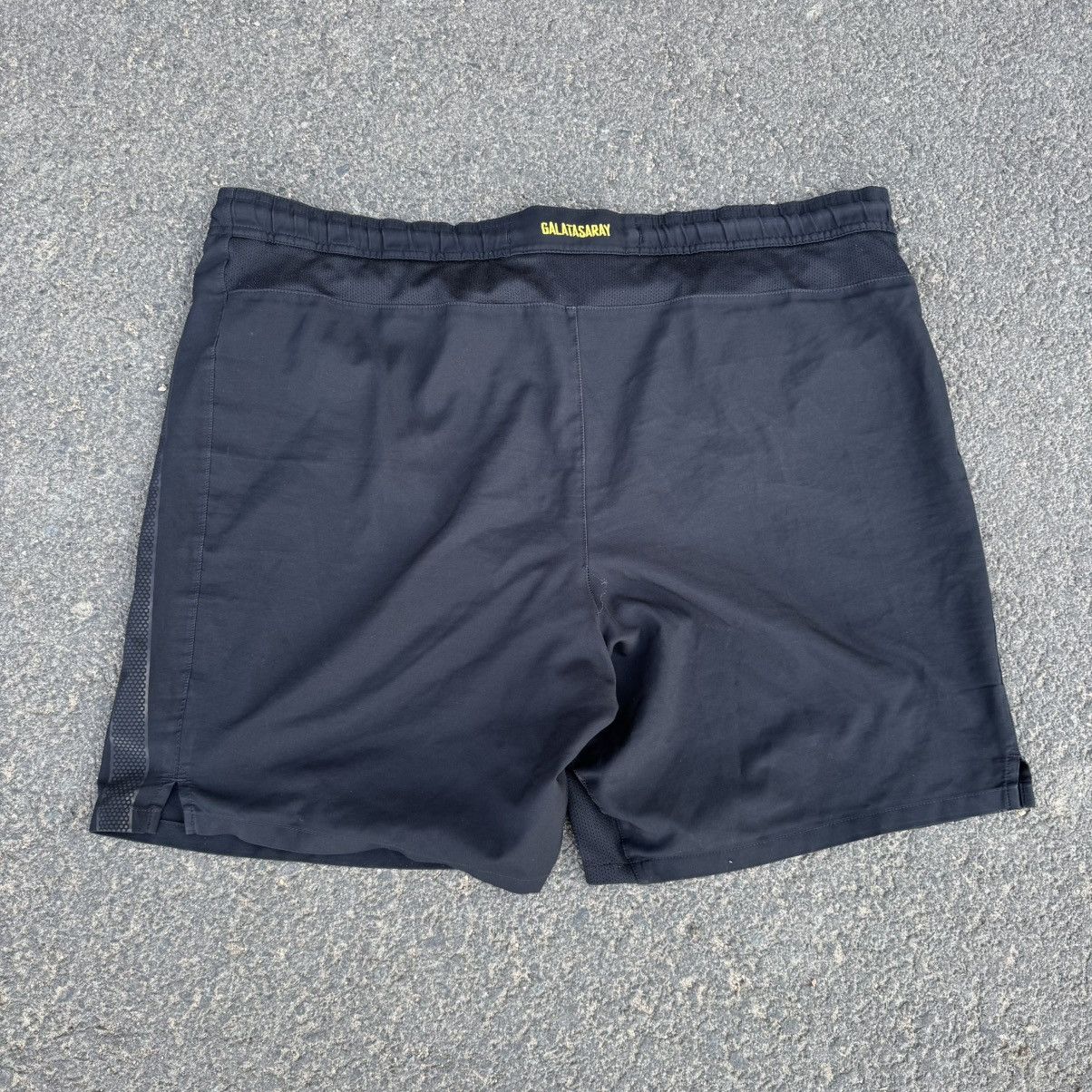 Nike Y2K Nike Galatasaray Black Soccer Shorts XL Blokecore Size US 36 / EU 52 - 5 Thumbnail