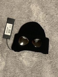 Cp company hot sale beanie flannels