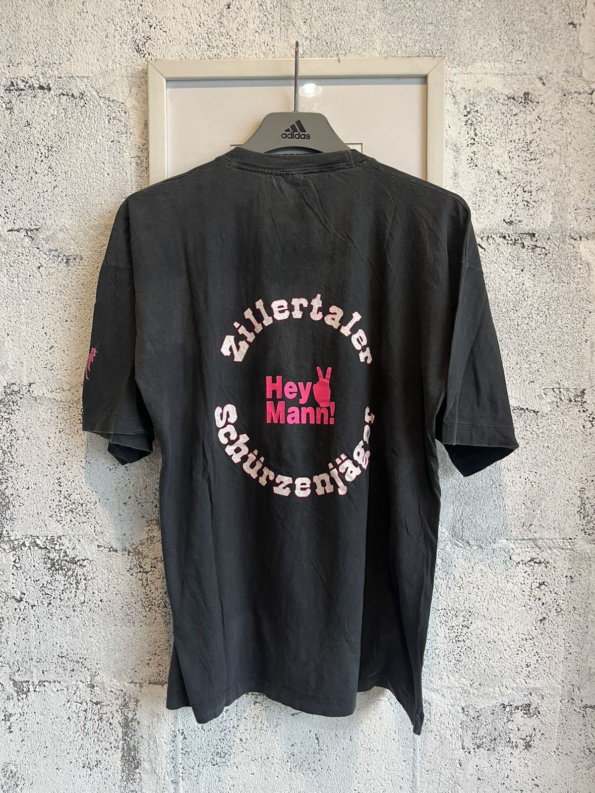 Band Tees Vintage SCHURZENJAGER Hey Mann! Tour Tshirt Size US XXL / EU 58 / 5 - 3 Thumbnail