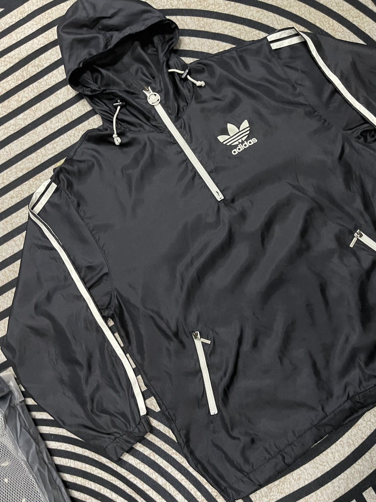 Adidas 90s ADIDAS HALF ZIPPER LIGHT JACKET HOODIE BIG LOGO Size US XL / EU 56 / 4 - 5 Thumbnail