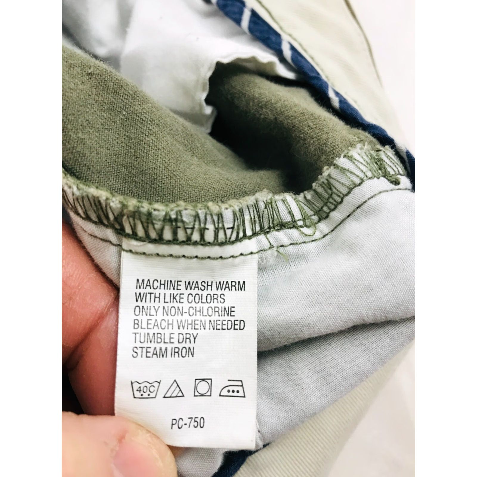 Izod IZOD Dress Shorts Mens 36 Green Flat Front Chino Cotton Blend Casual Regular Size 36 Web Mens Size US 36 / EU 52 - 7 Thumbnail