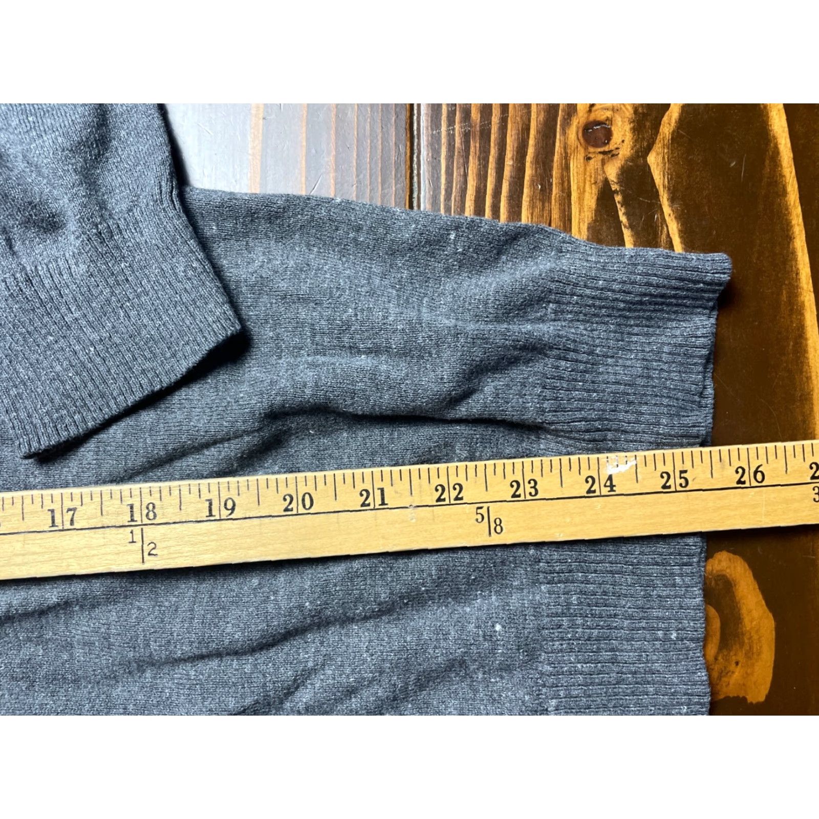 Vintage SONOMA Life+Style Sweater Women’s Size Medium Gray Knit V-neck Ribbed Cuff/Hem Pullover Size M / US 6-8 / IT 42-44 - 7 Thumbnail